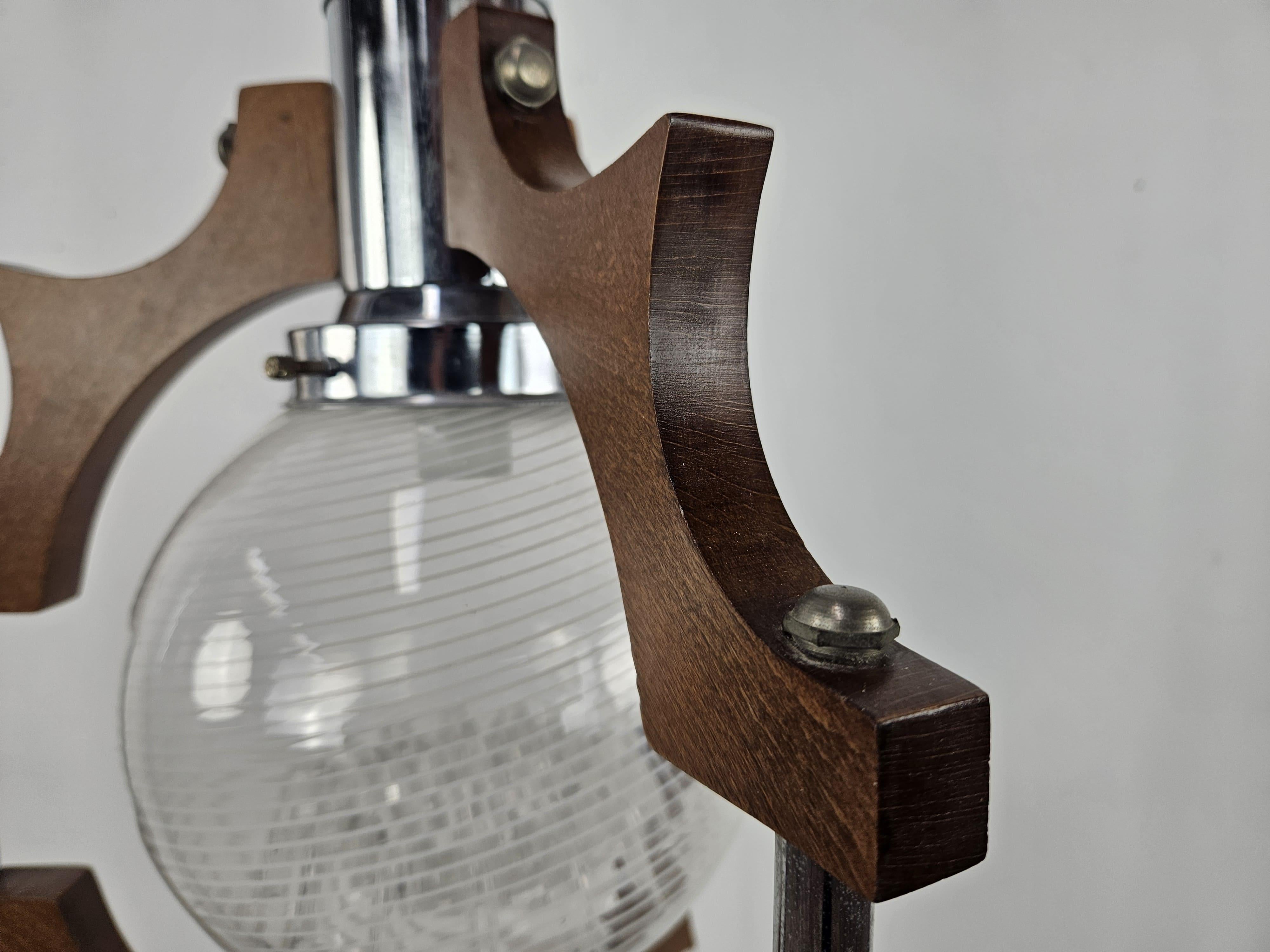 Mid-Century Modern Italian pendant lamp from the 1970s attributed to Mazzega For Sale