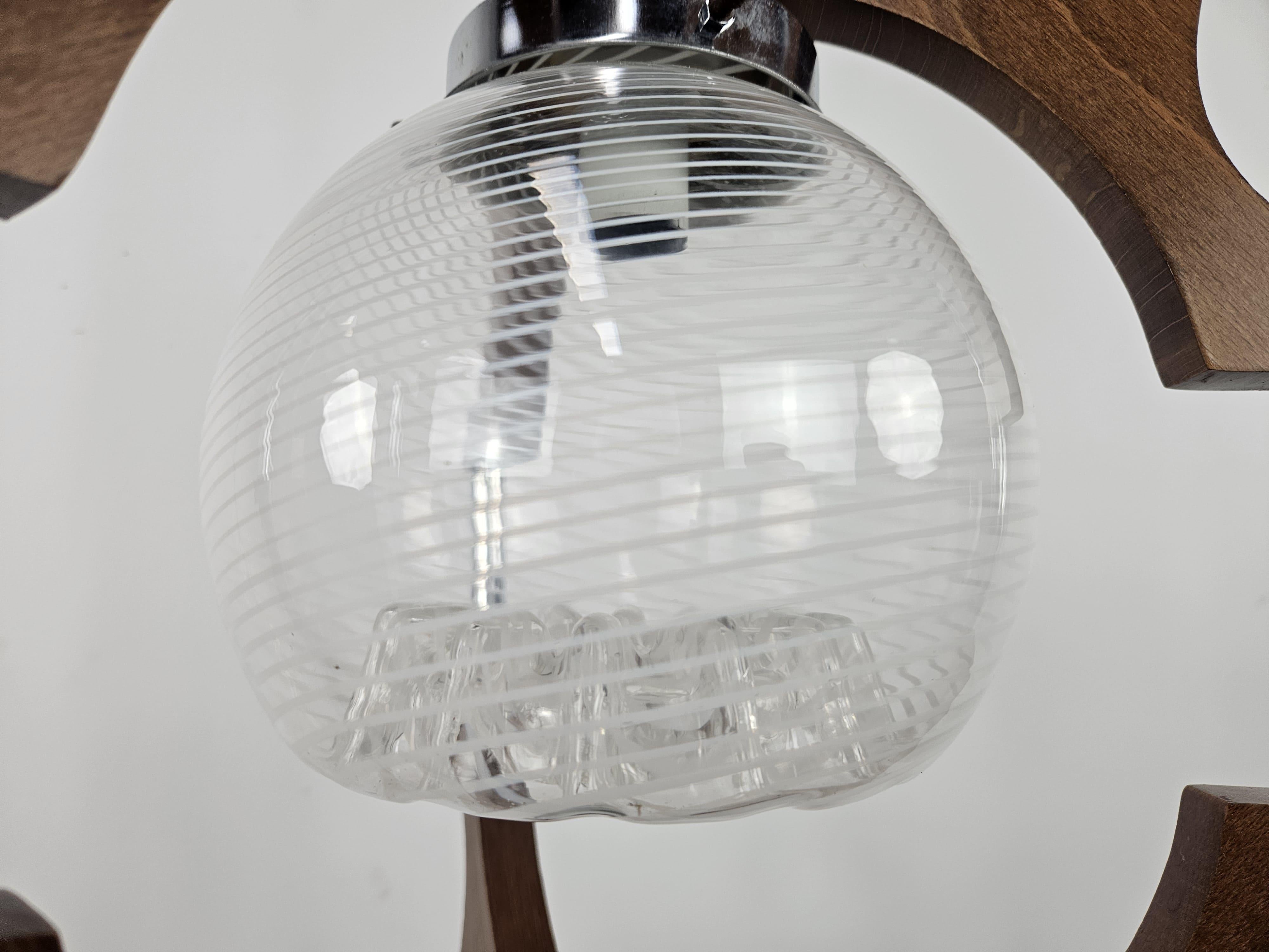 Italian pendant lamp from the 1970s attributed to Mazzega For Sale 2