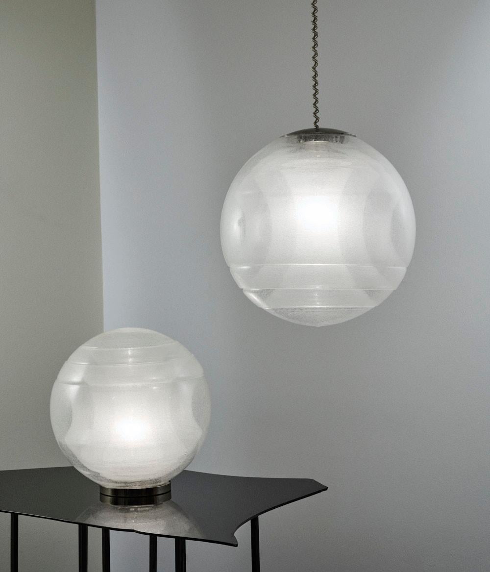 Mid-Century Modern LS177 sphere pendant lamp, design Carlo Nason for A.V. Mazzega For Sale