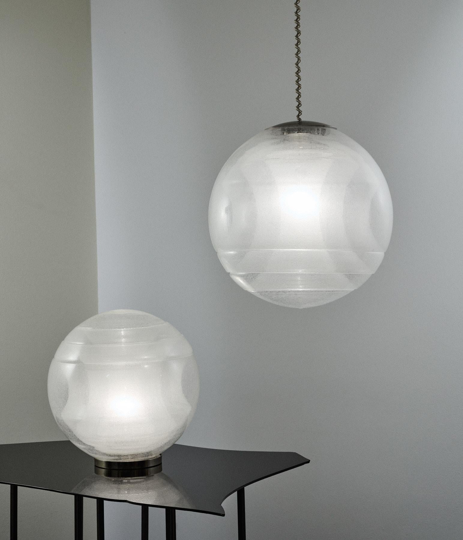 Italian LS177 sphere pendant lamp, design Carlo Nason for A.V. Mazzega For Sale