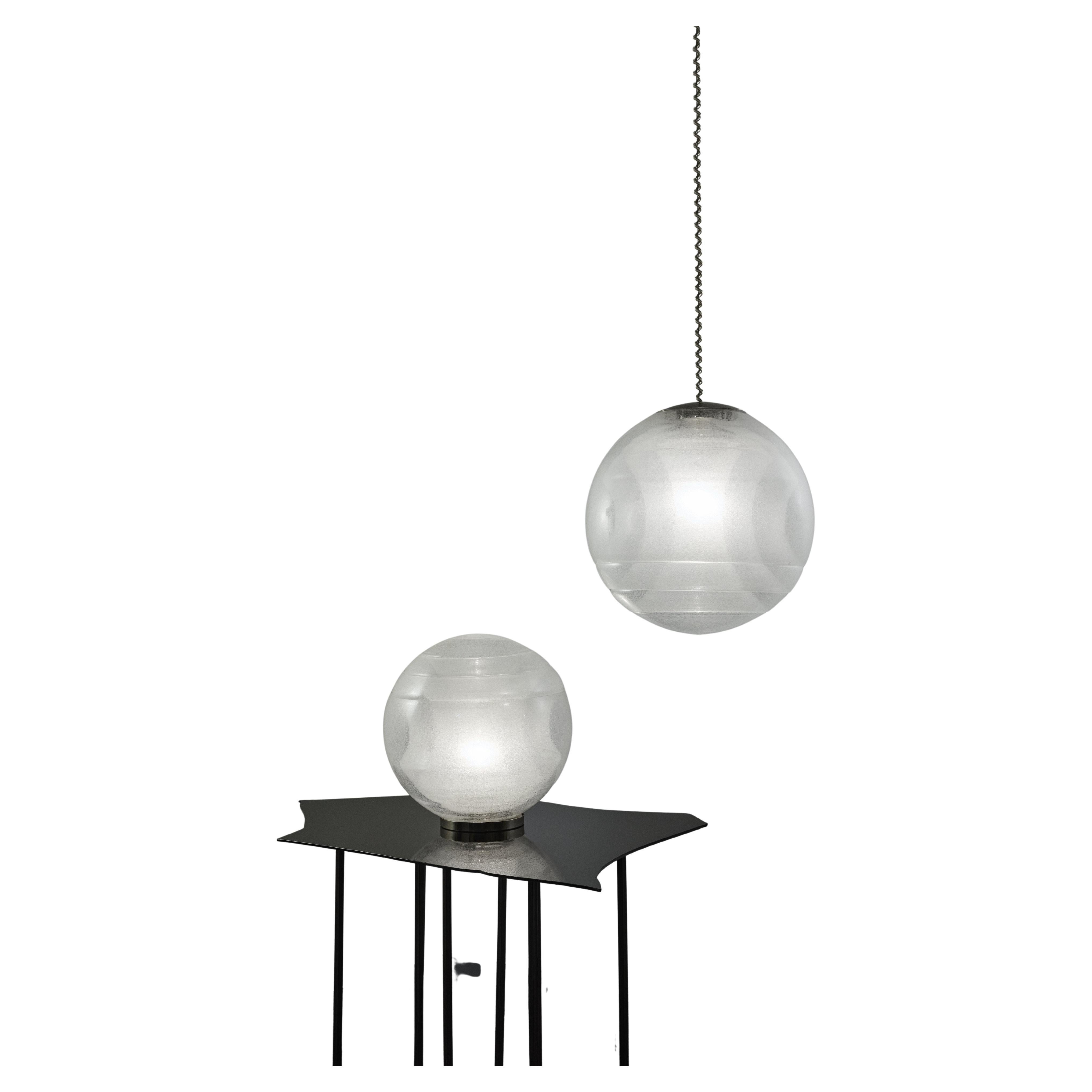 LS177 sphere pendant lamp, design Carlo Nason for A.V. Mazzega For Sale