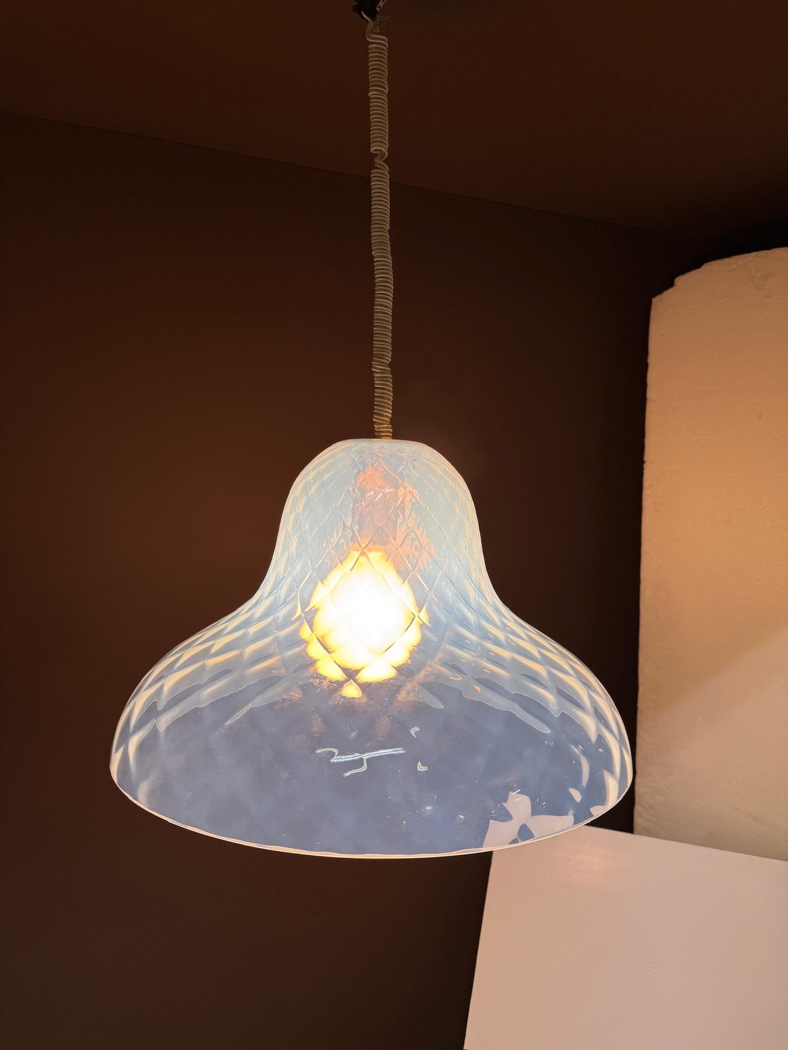 Lampada a sospensione LS190, design Carlo Nason per A.V. Mazzega In condizioni buone in vendita a Milano, Lombardia