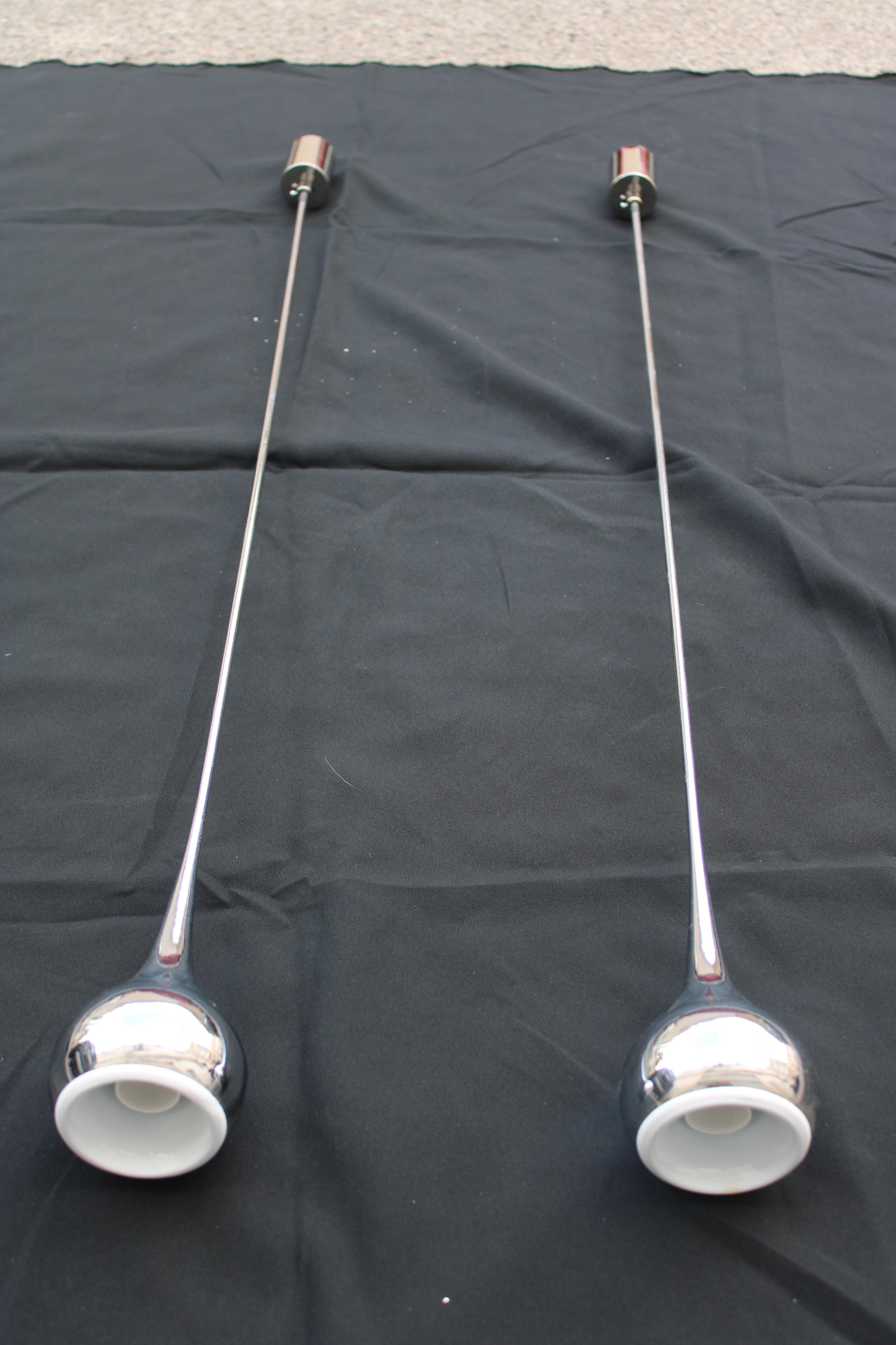 Late 20th Century Lampada a sospensione minimale a trombetta Esoperia Design Italiano 1970 metallo in vendita