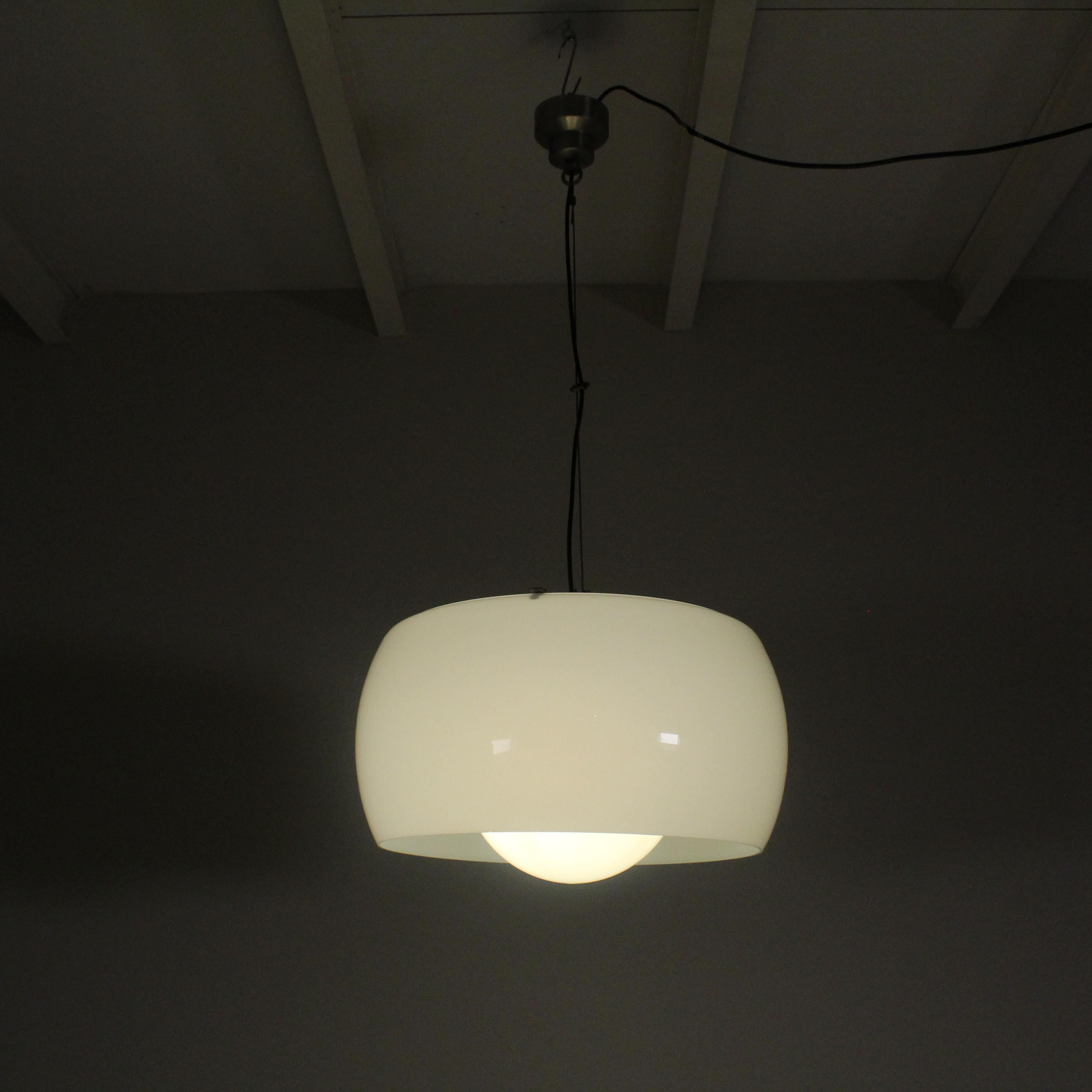 Omega pendant lamp, Vico Magistretti, Artemide For Sale 5