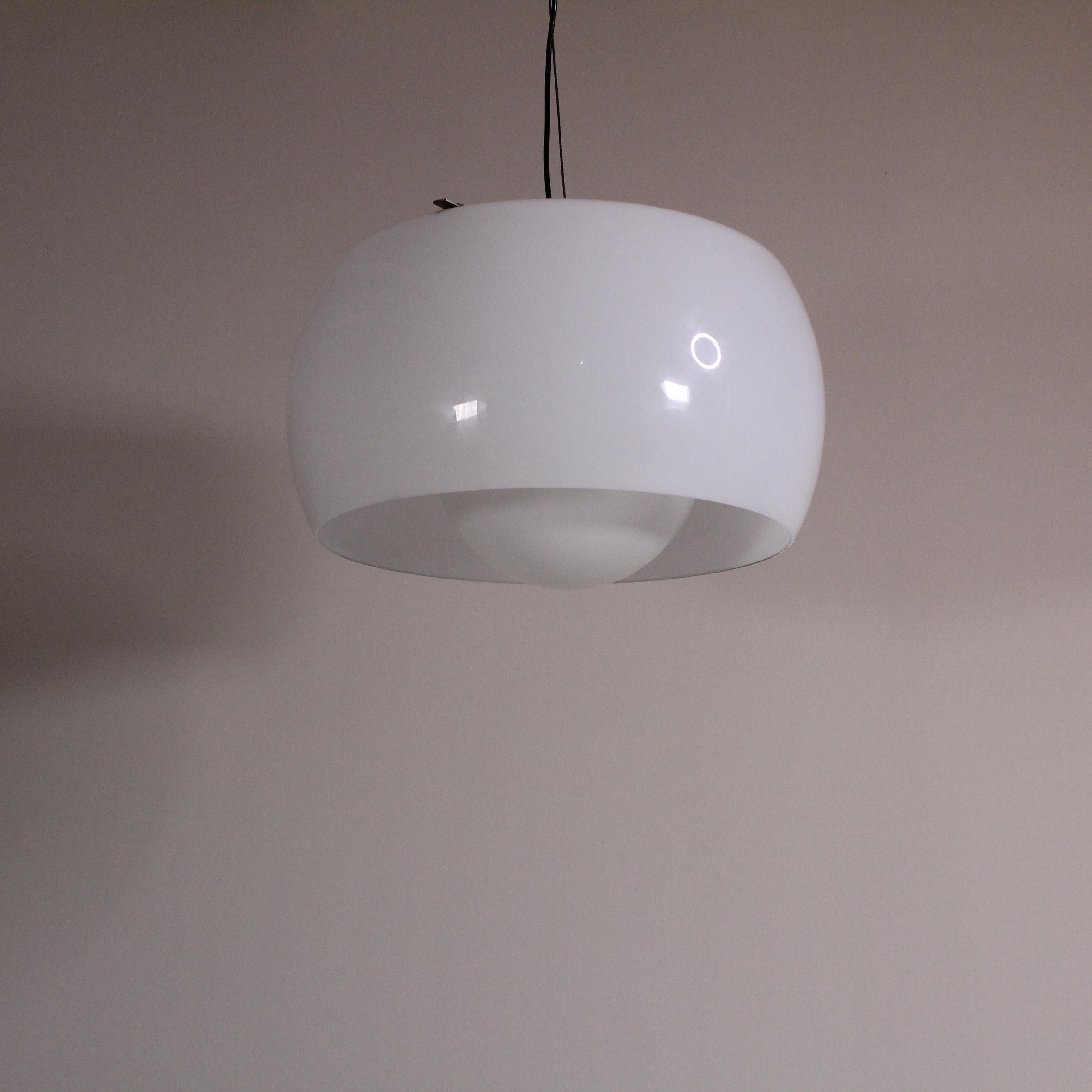 Omega pendant lamp, Vico Magistretti for Artemide