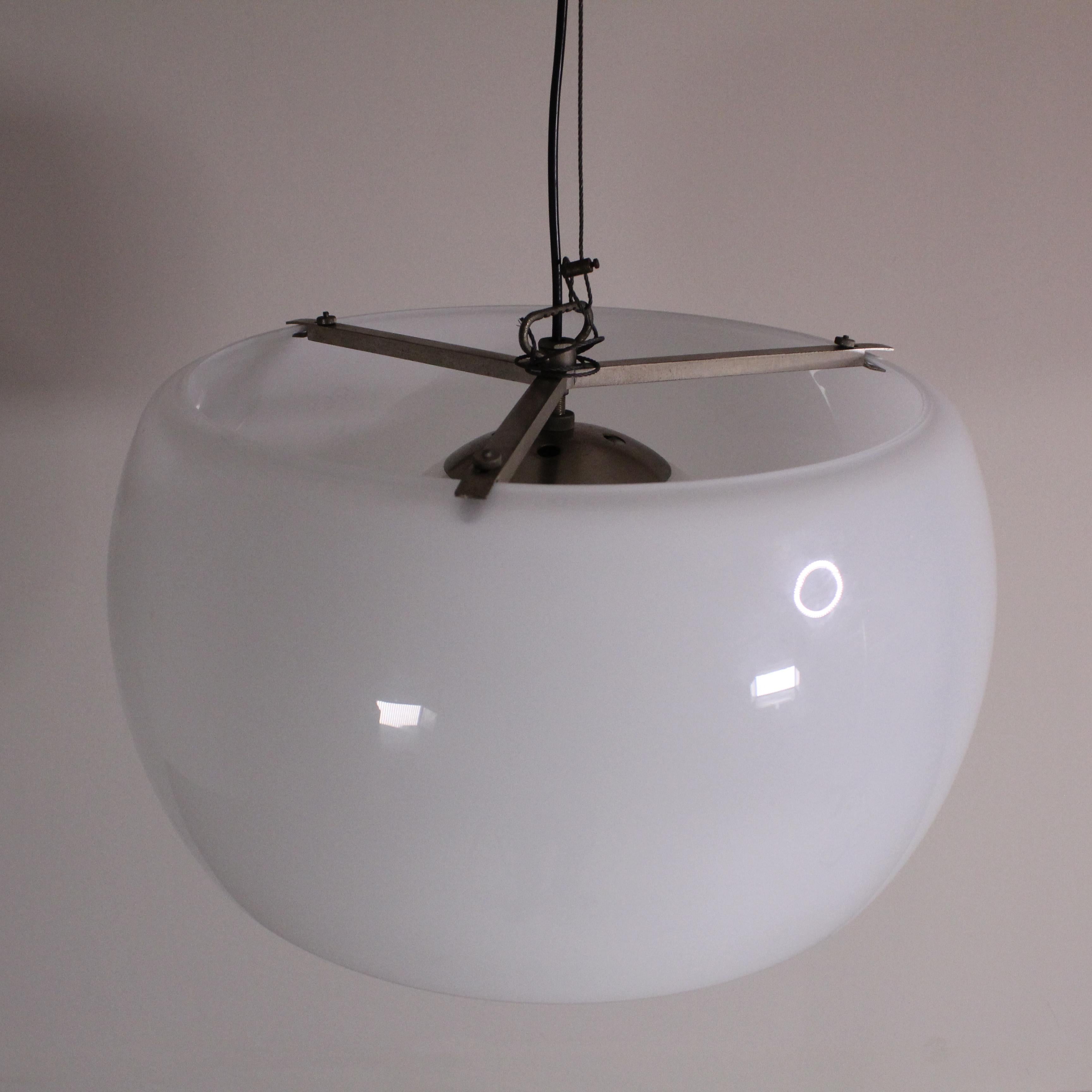 Omega pendant lamp, Vico Magistretti, Artemide For Sale 2