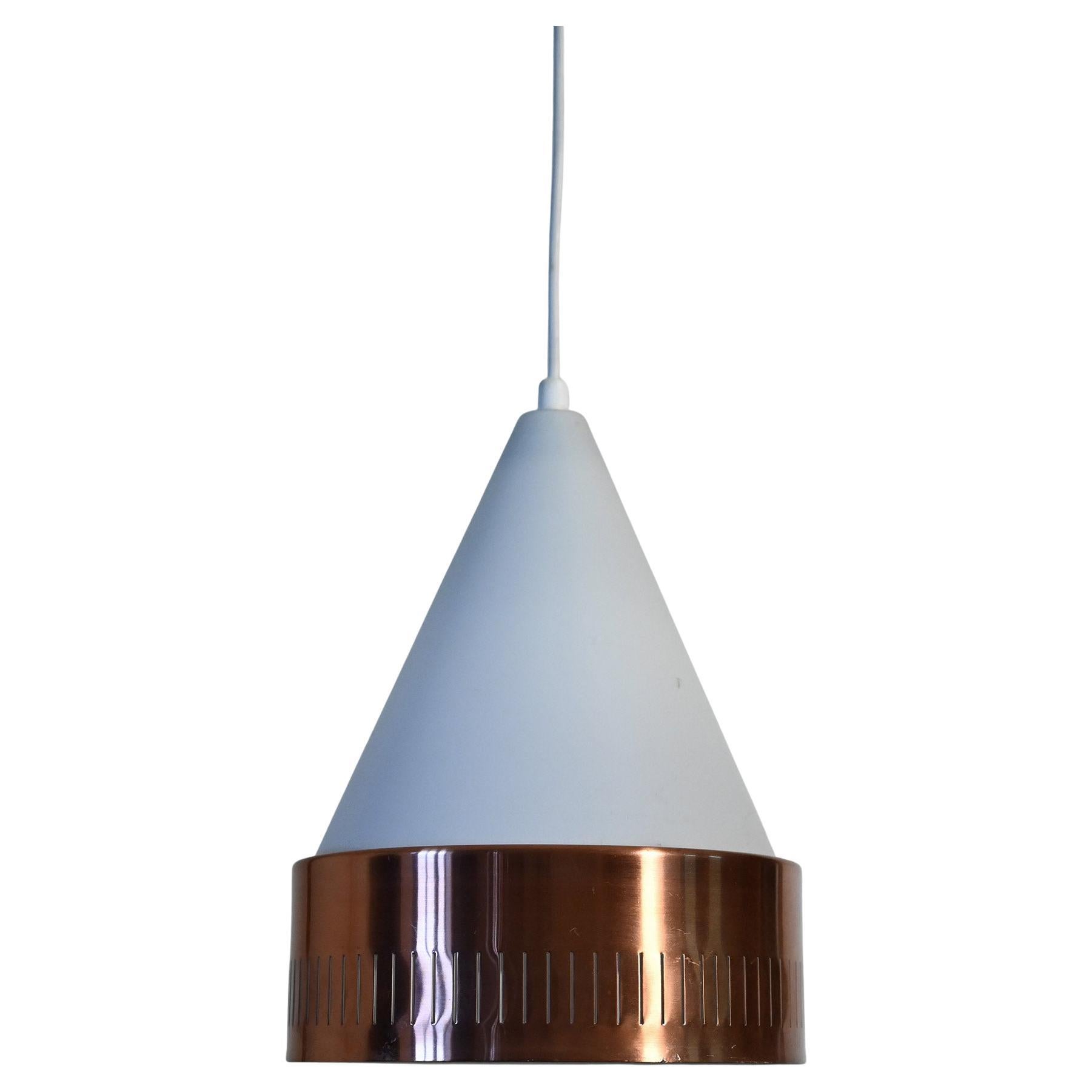 Lampada a sospensione scandinava con cerchio in rame in vendita