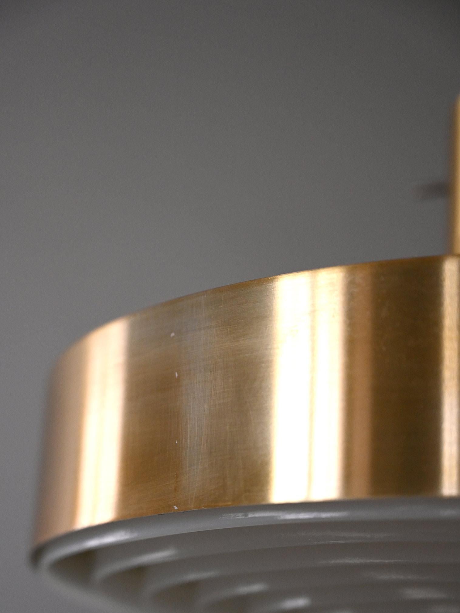 Late 20th Century Lampada a sospensione svedese in metallo anni '70 – Design vintage in vendita