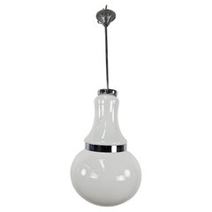 Lámpara colgante vintage de cristal blanco y metal con mano de obra