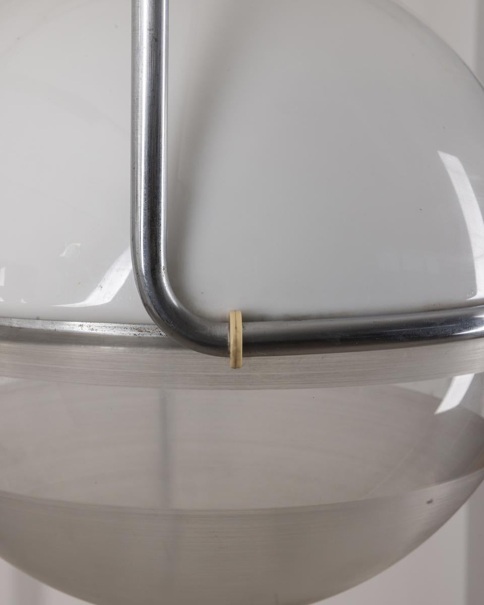 Lampe à arc vintage des années 70 modèle focus conçu par Fabio Lenci pour Guzzini en vente 4