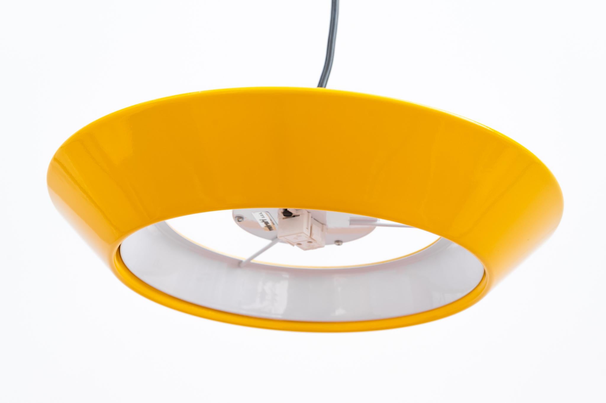 Italian Lampada Anello sospesa Valenti, Anni '80 in vendita