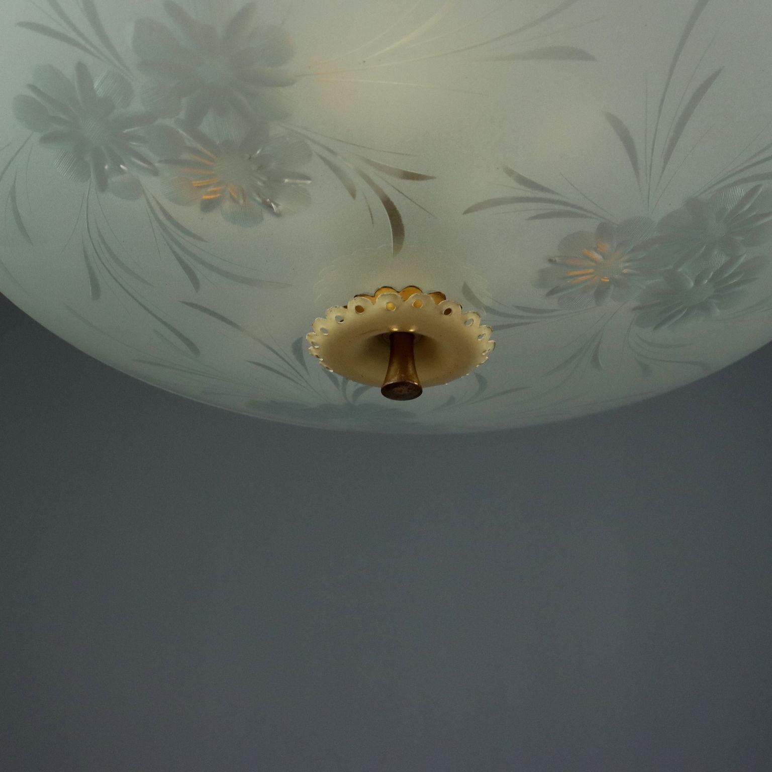 50's Lamp with Machined Glass For Sale 3