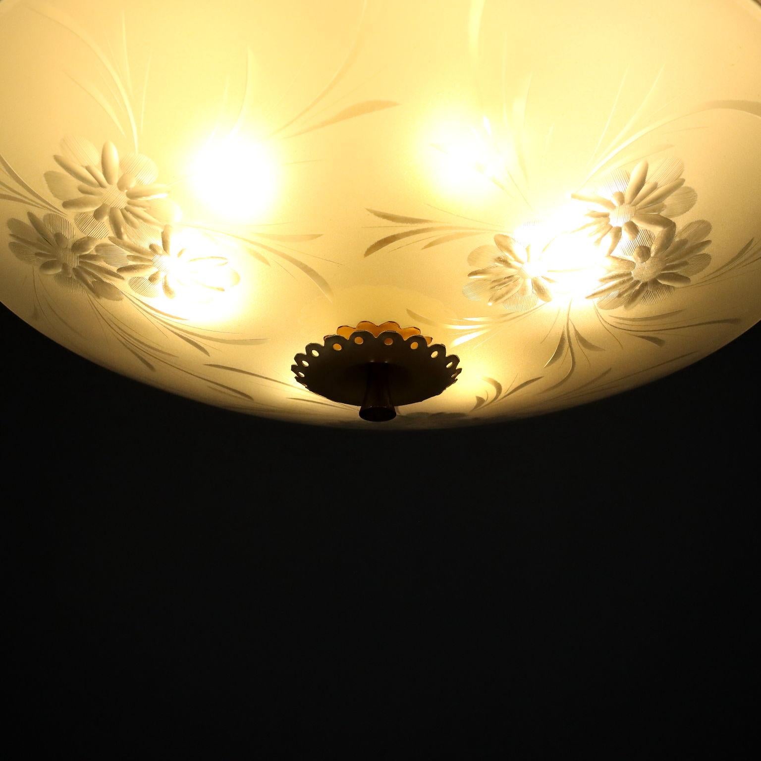 50's Lamp with Machined Glass In Good Condition For Sale In Milano, IT