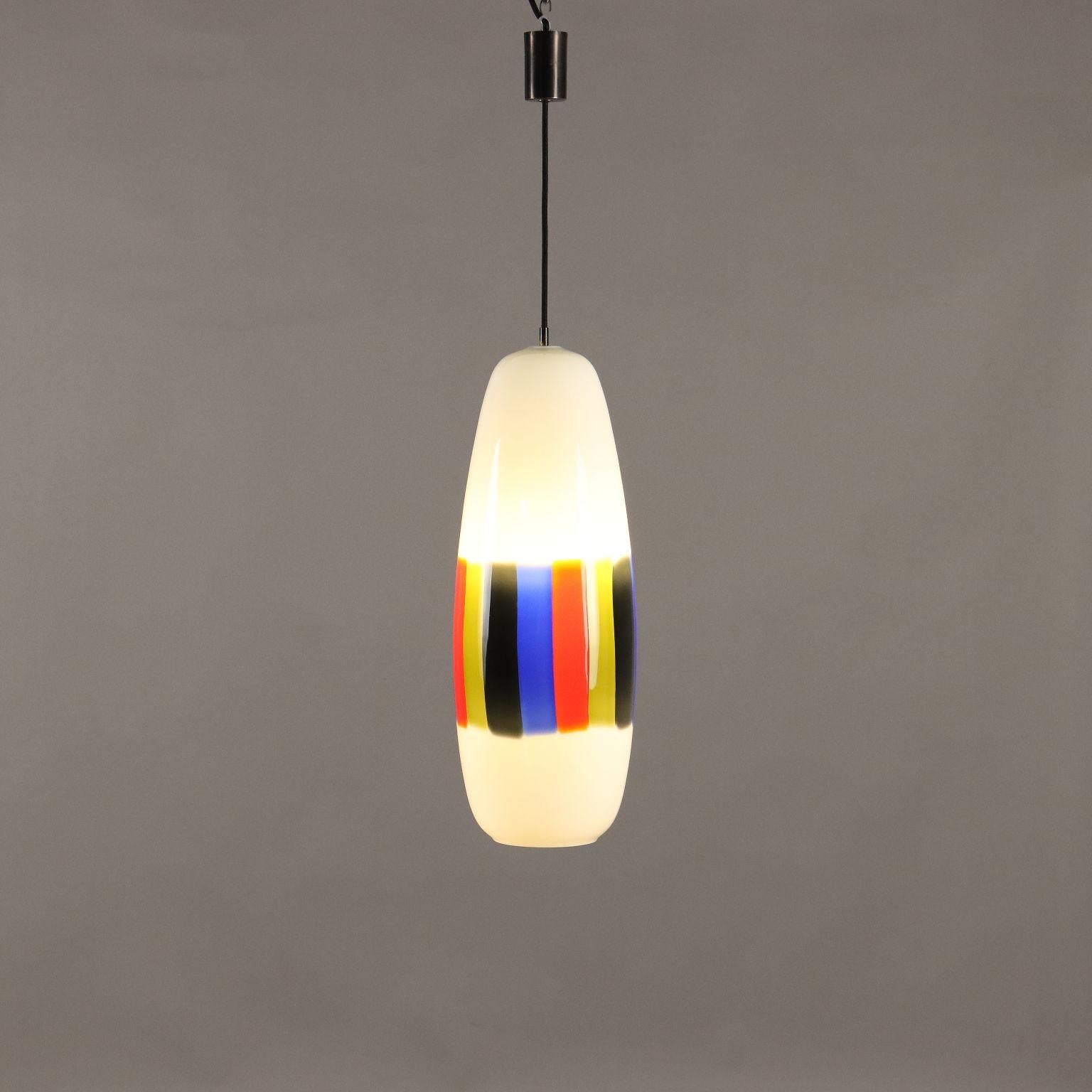 Lampada a soffitto, attribuibile a Massimo Vignelli, in ottone e vetro. Buone condizioni.
