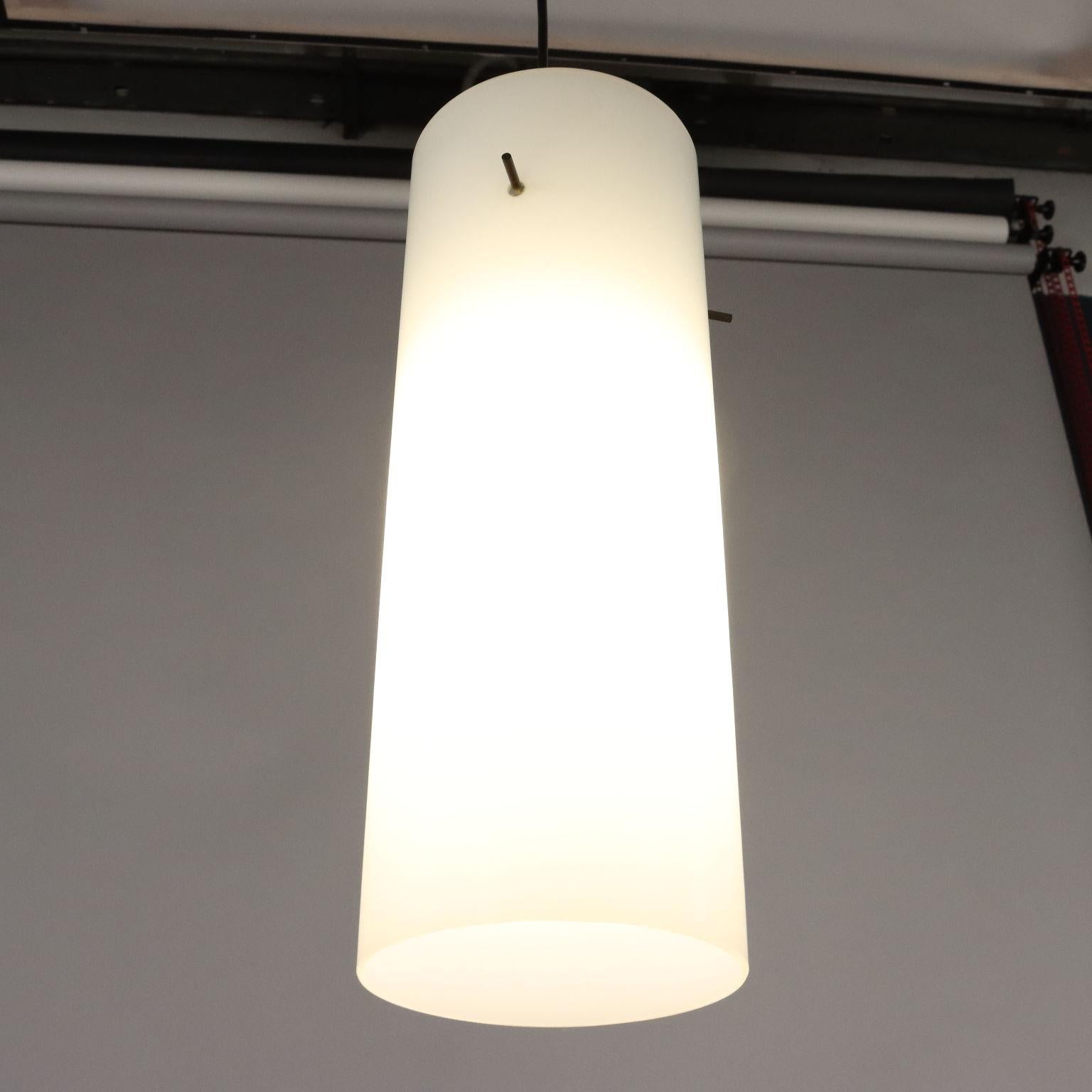 Mid-20th Century 1960s lamp in white opaline glass For Sale