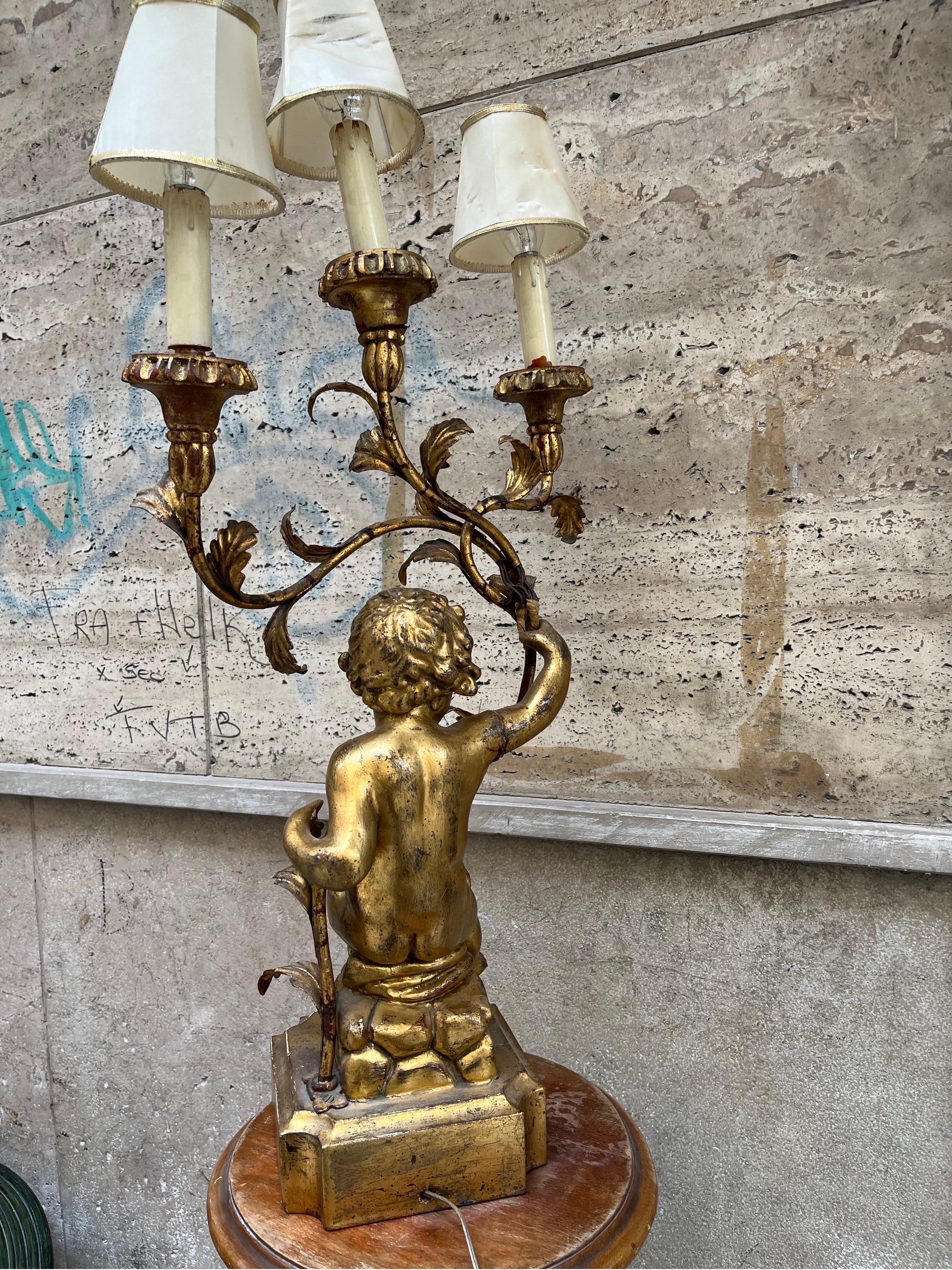 Antike Lampe mit rotem Putto in drei luci '800 im Angebot 2