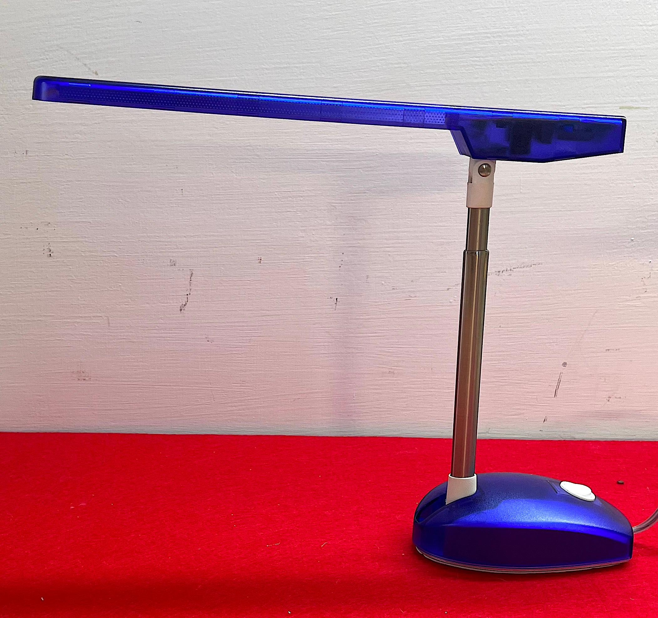 Artemide Micro light lamp by Ernesto Gismondi '90 For Sale 7