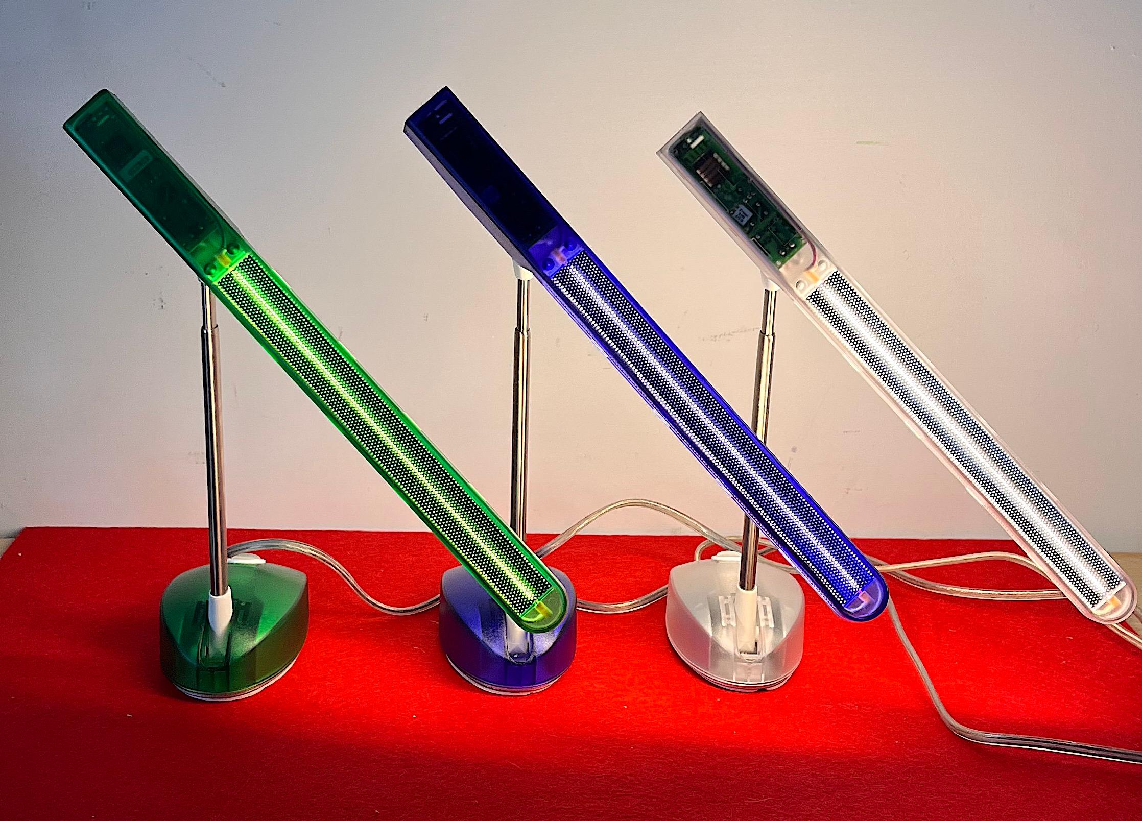 Late 20th Century Artemide Micro light lamp by Ernesto Gismondi '90 en vente