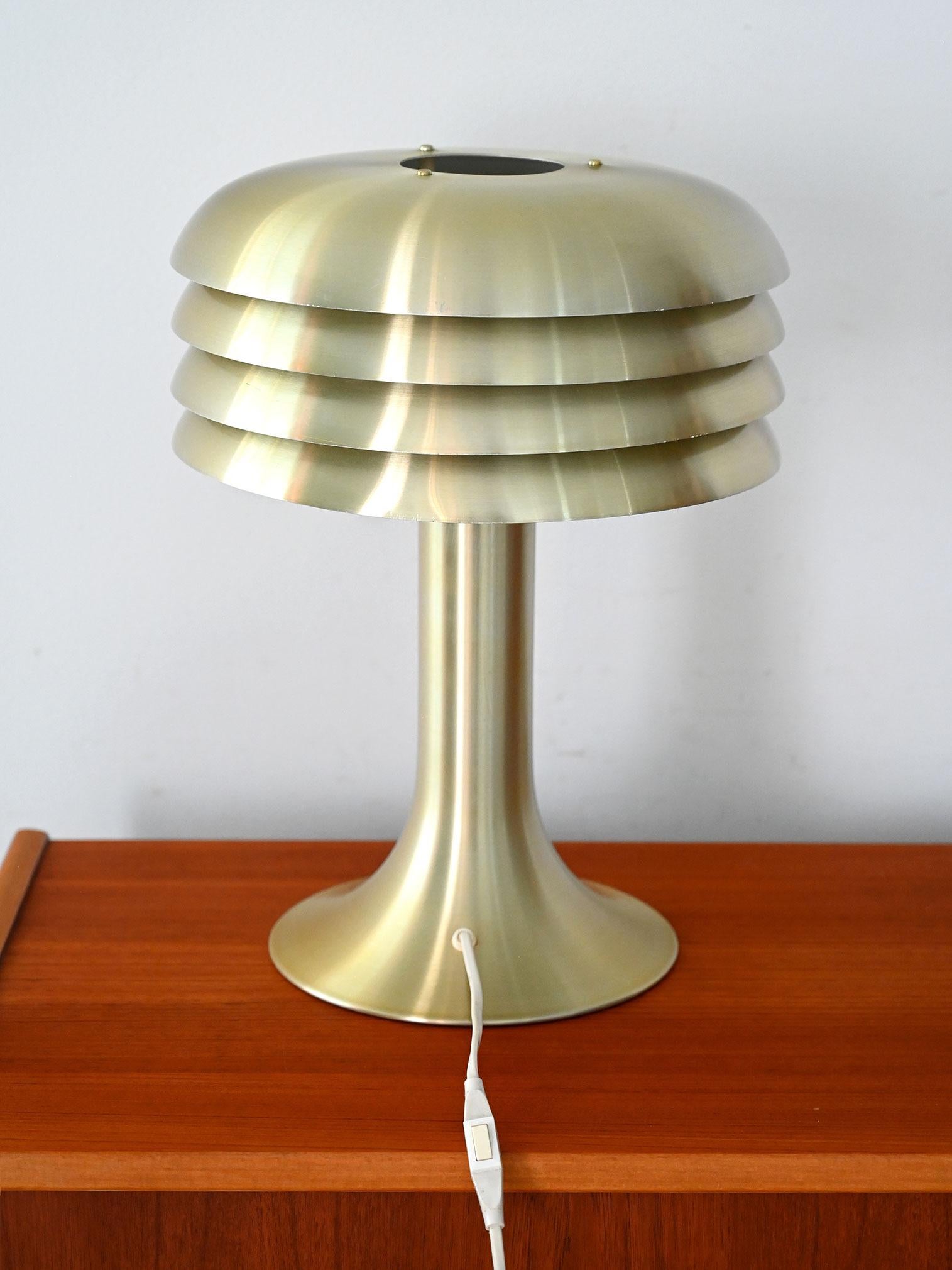 Mid-20th Century Lampada BN-26 di Hans-Agne Jakobsson For Sale