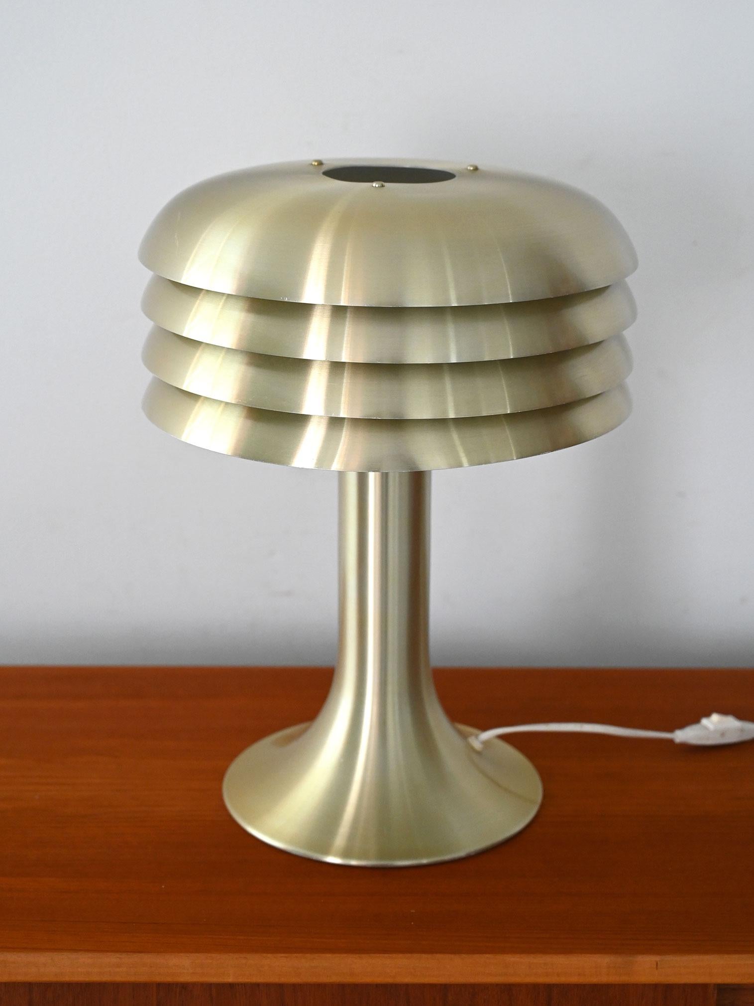 Aluminum Lampada BN-26 di Hans-Agne Jakobsson For Sale