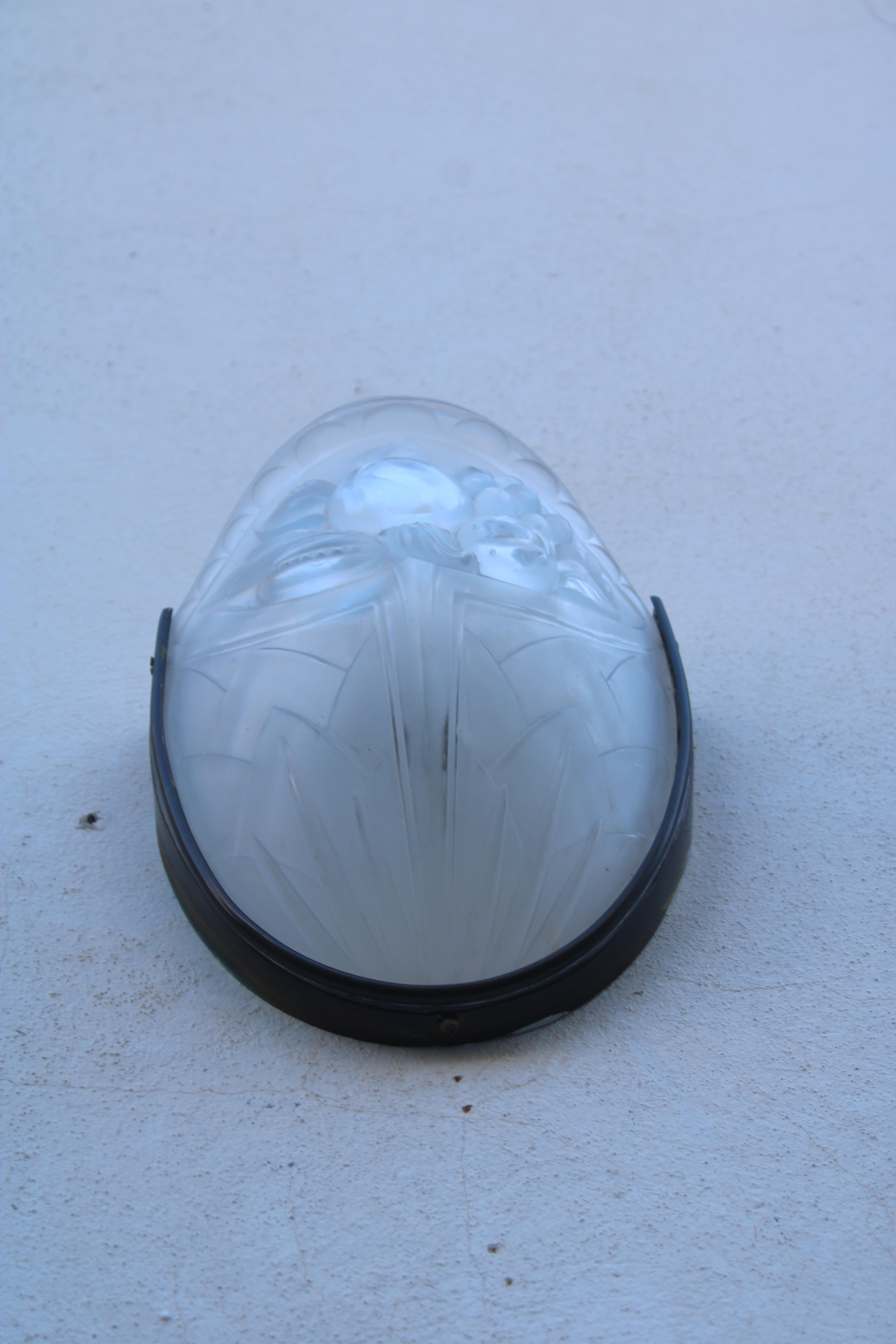 Lampada da Muro Francese Art Decò 1930 in Cristallo e Ottone Lalique stile in vendita 6