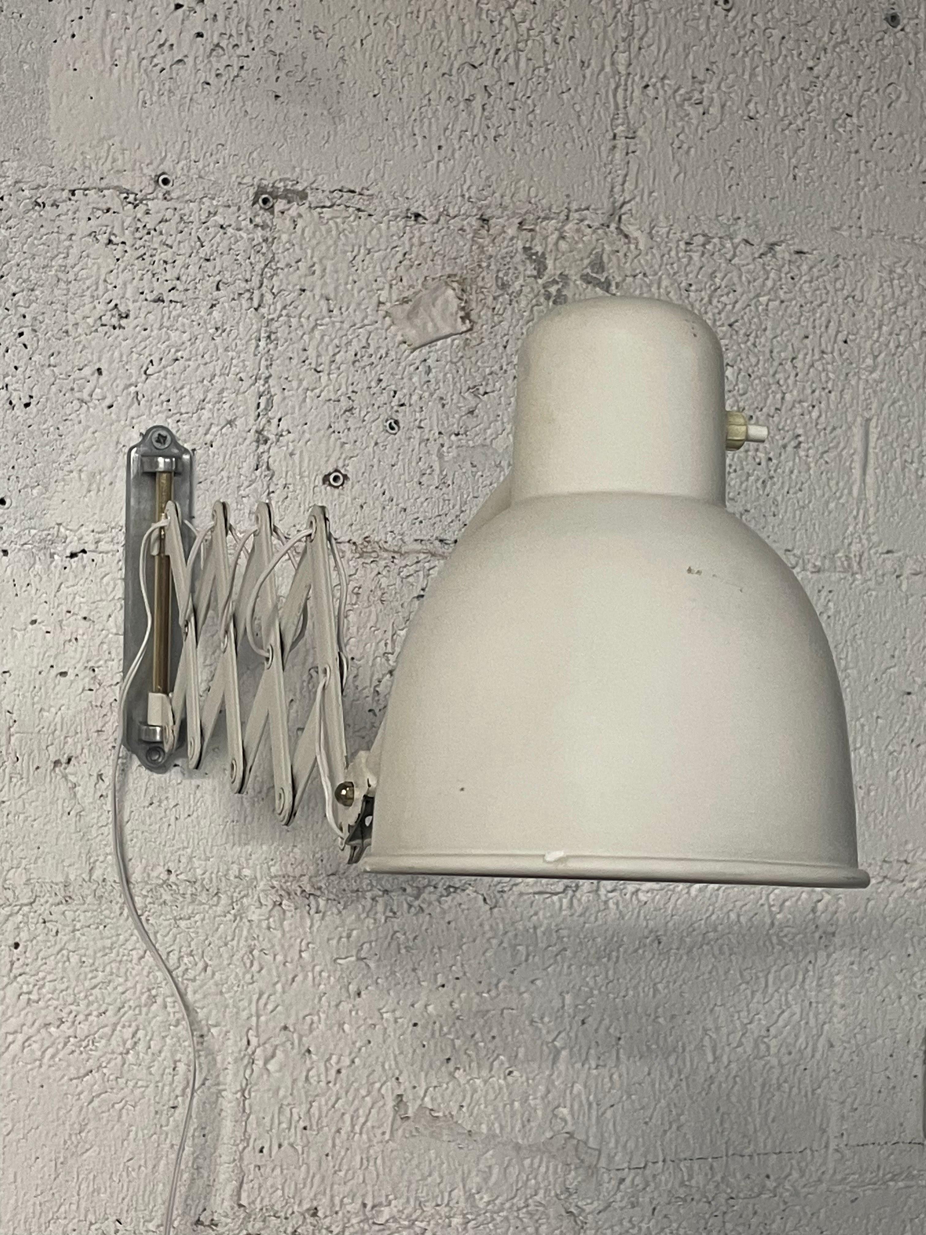 Mid-Century Modern Pantograph wall lamp, 1950s For Sale