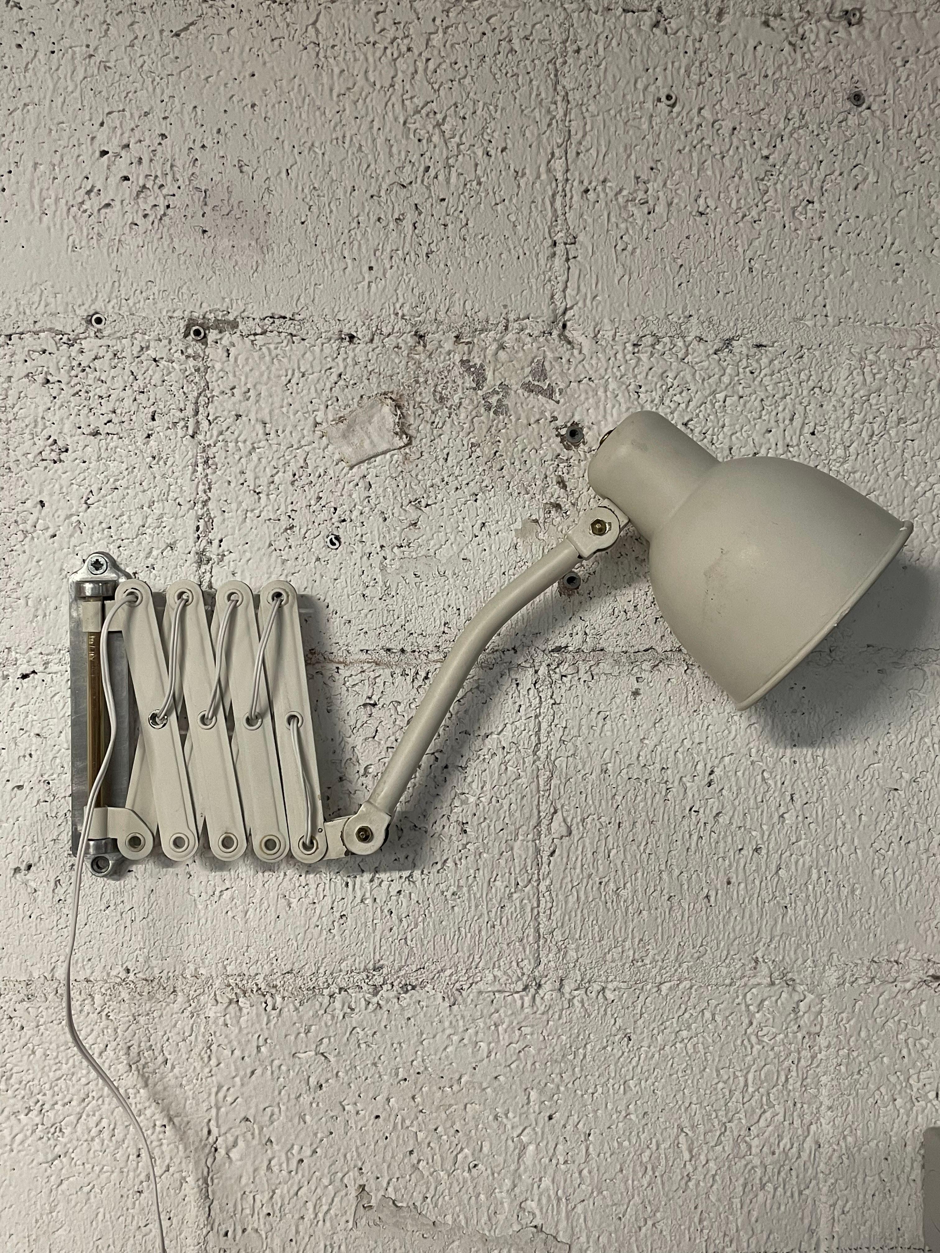 Mid-20th Century Pantograph wall lamp, 1950s For Sale