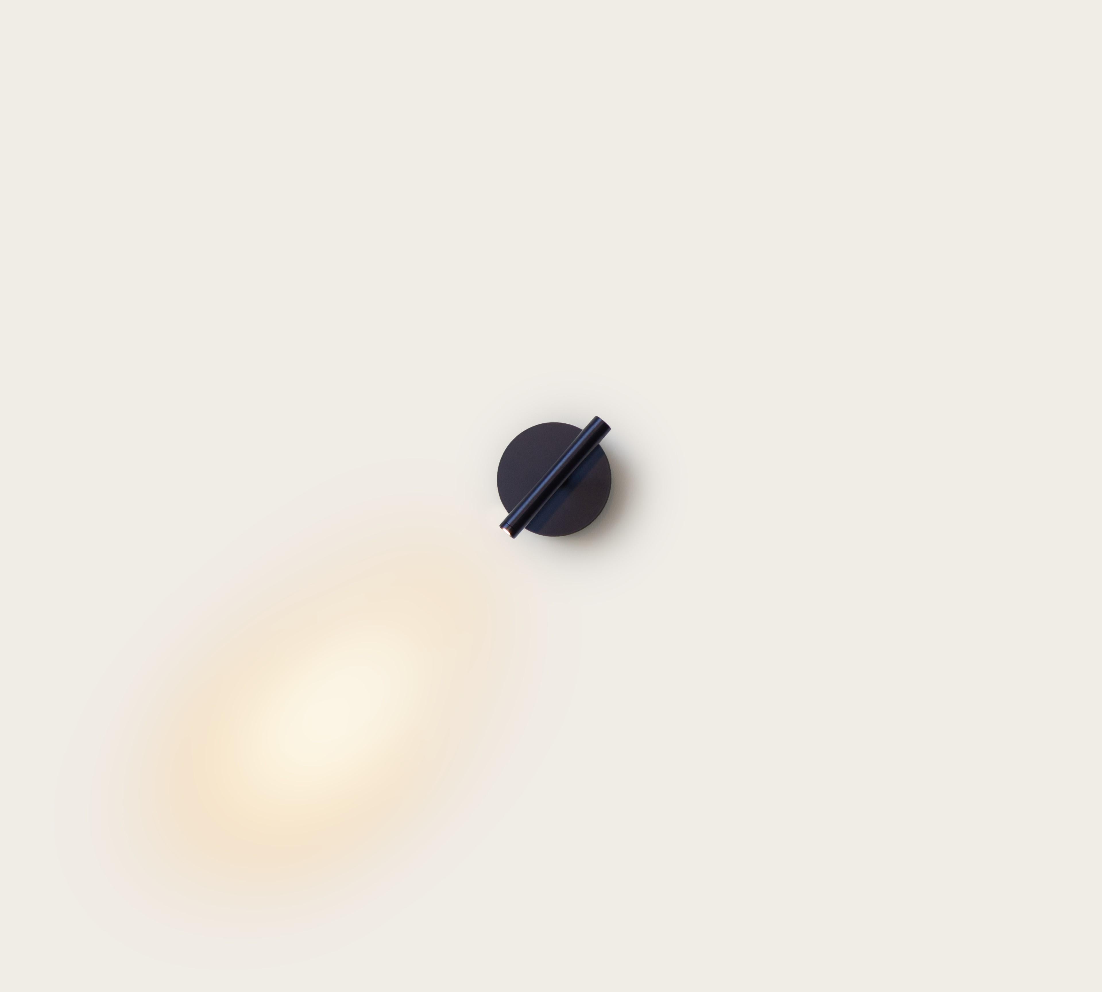 Minimalismo Lampada da parete applique moderna da lettura per camera da letto nero in vendita