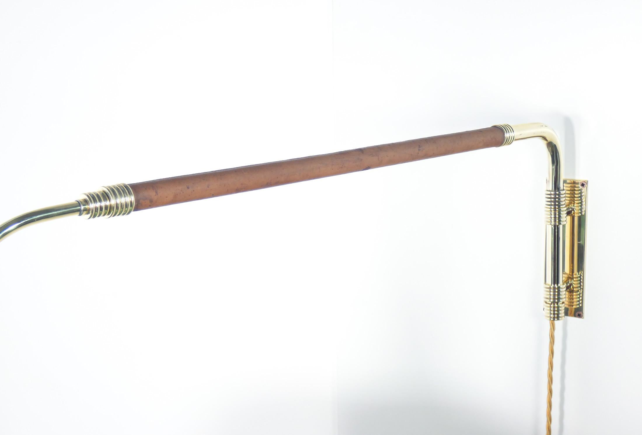 Lampada da parete con braccio estensibile e contrappeso, stile ARREDOLUCE. 1940s 4
