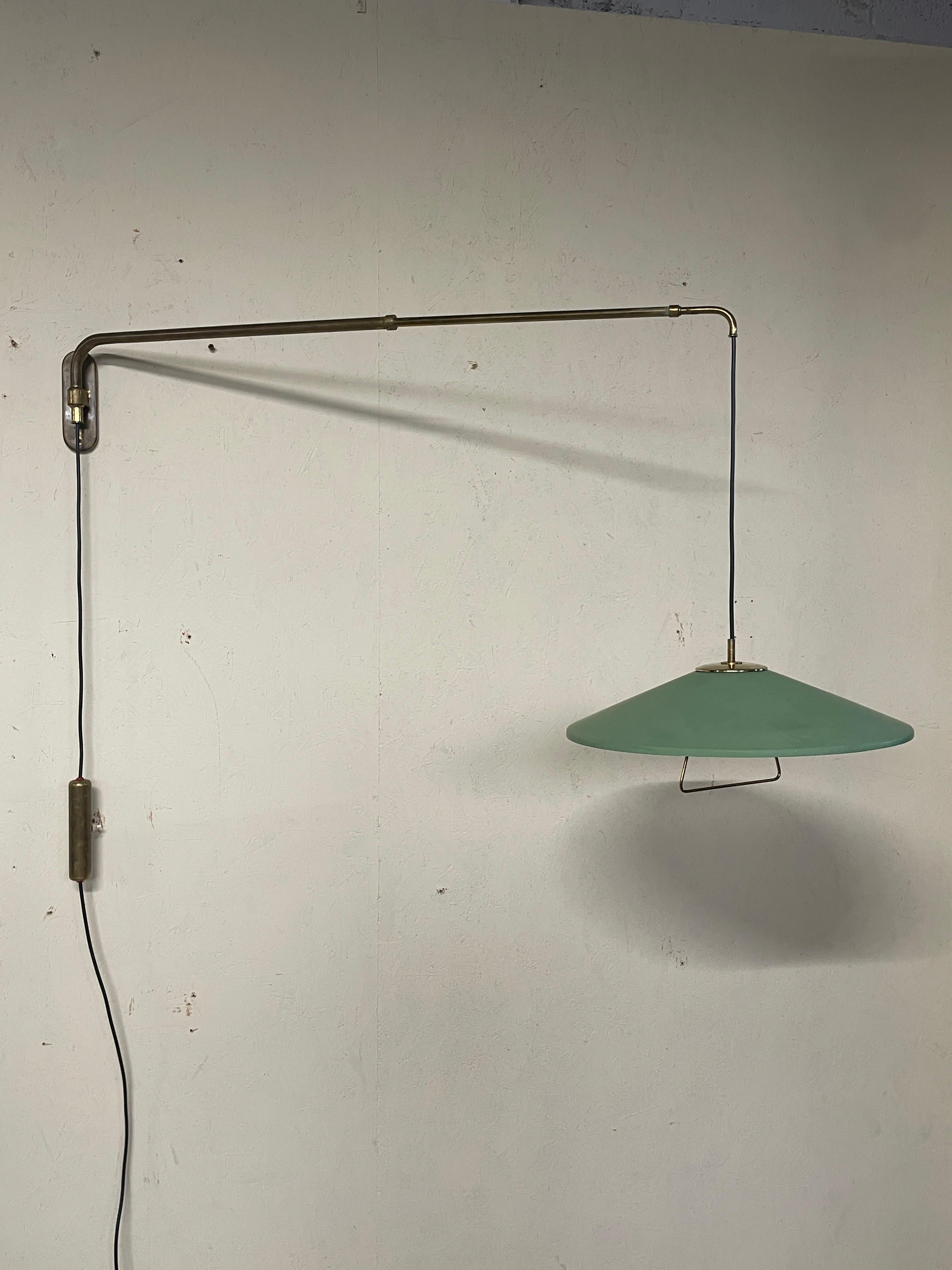 Wall lamp with extendable arm, in the Arredoluce style, 1940s-50s For Sale 5