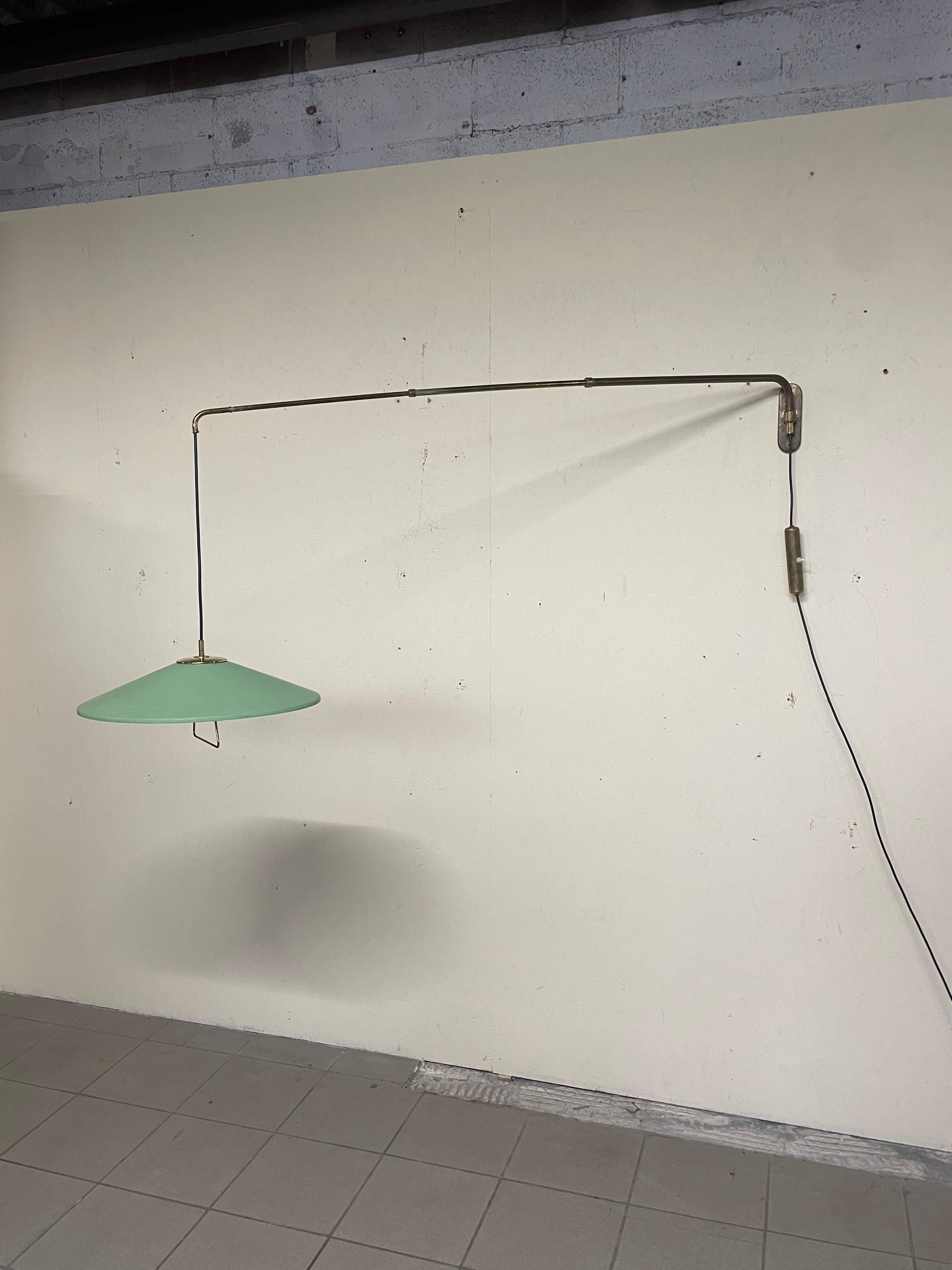 Mid-Century Modern Wall lamp with extendable arm, in the Arredoluce style, 1940s-50s For Sale