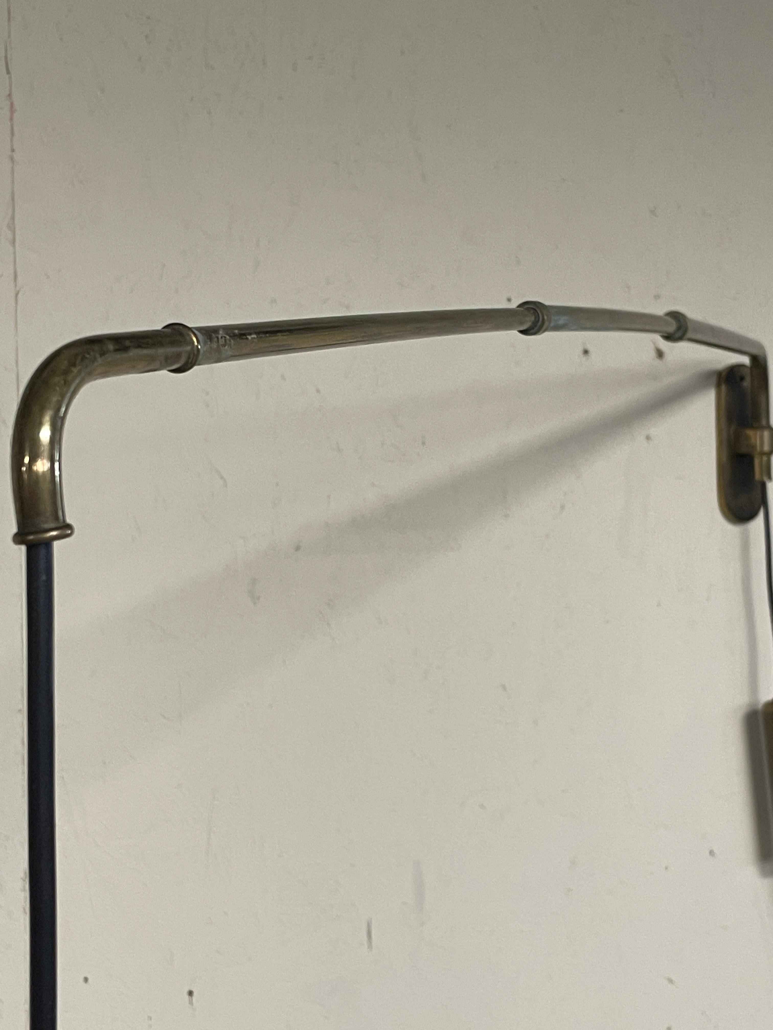 Wall lamp with extendable arm, in the Arredoluce style, 1940s-50s For Sale 1