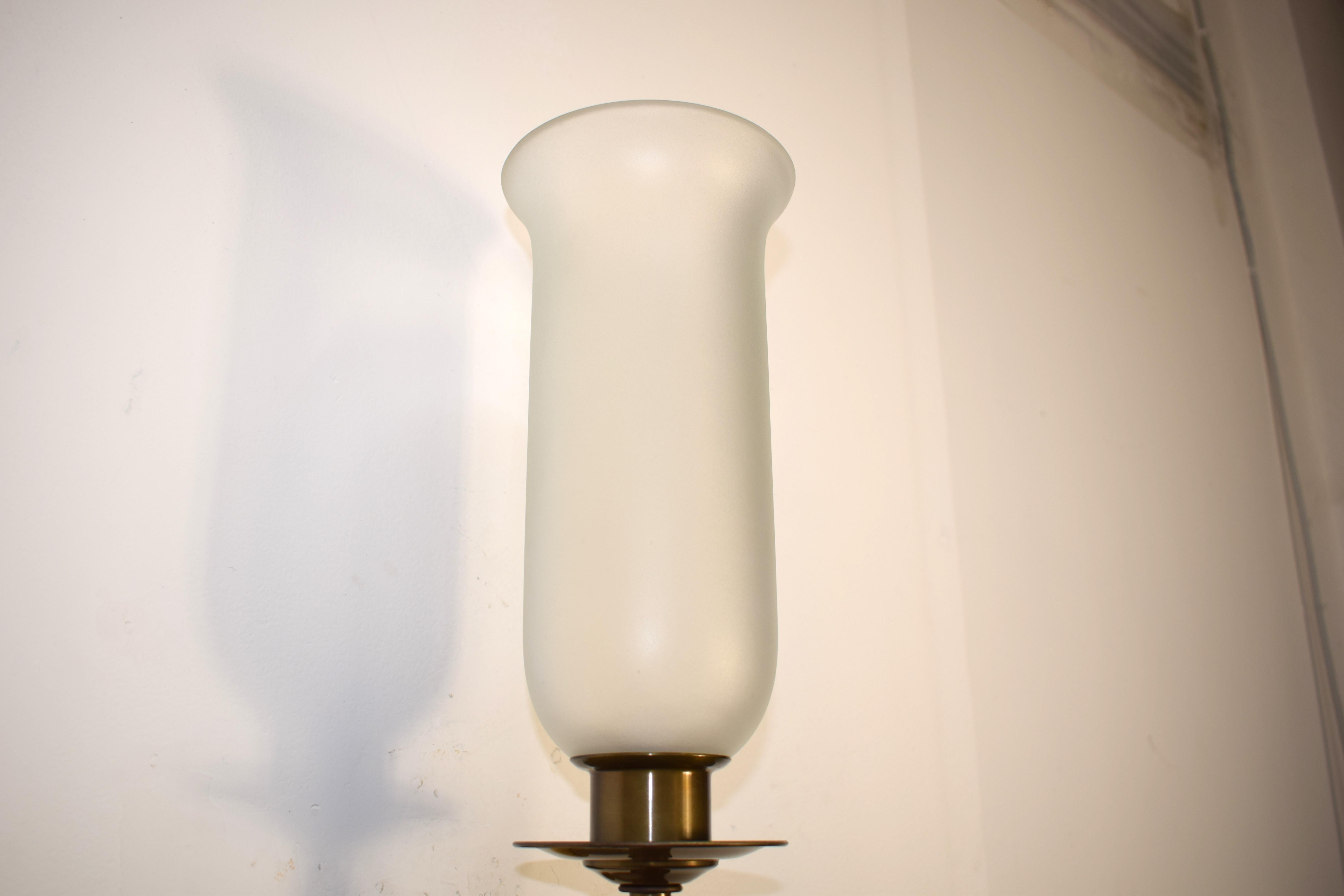 Lámpara de pared, Italia, años 50. Latón en venta