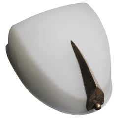 Lampada da parete Italiana in vetro e ottone forma geometrica Arredoluce style