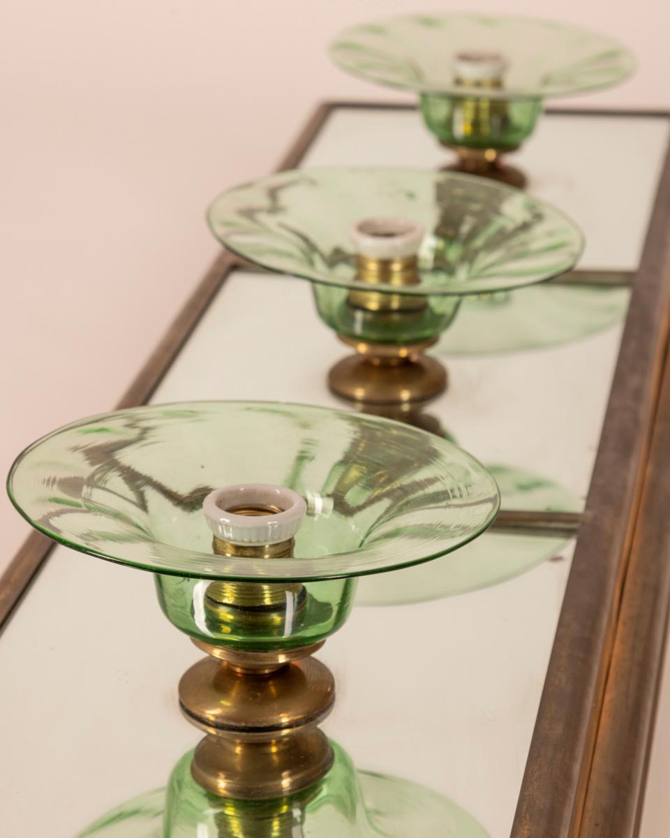 Vintage 1950s brass and glass wall or ceiling lamp Italian design In Good Condition For Sale In None, IT