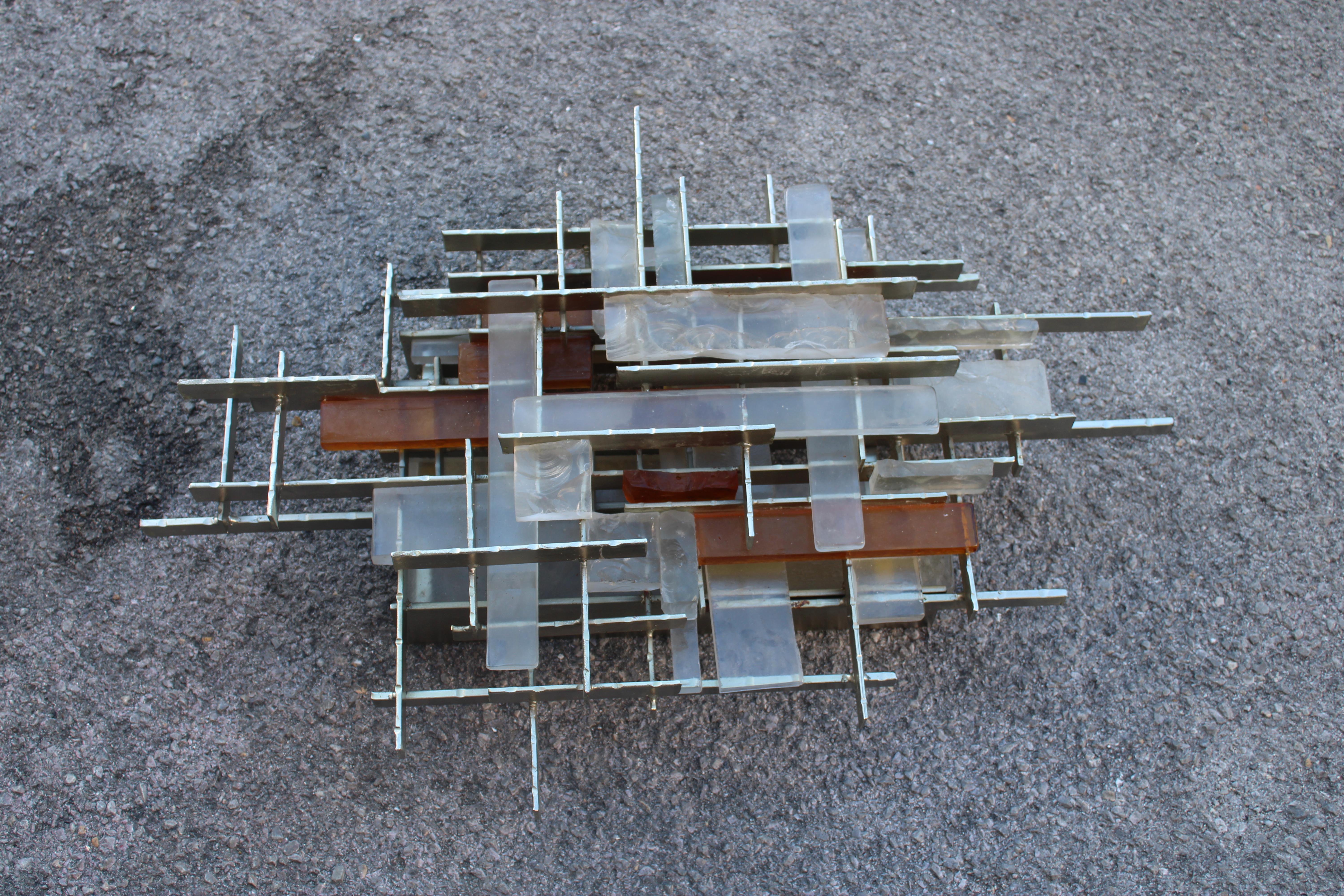 Lámpara de pared de metal y piezas de cristal de Murano Brutalista 1960 Italia.