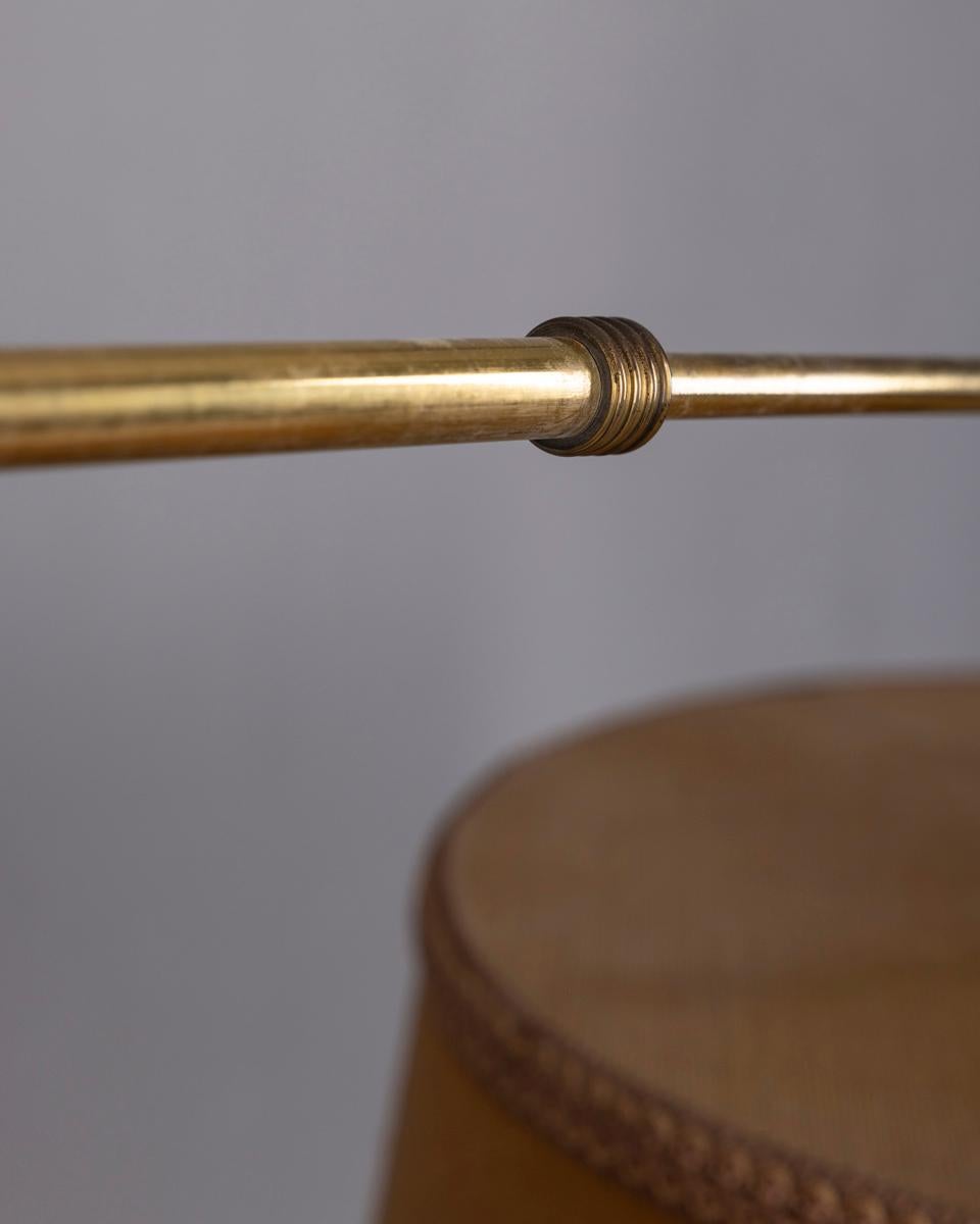 Lampada da parete vintage regolabile in ottone anni '50 design Italiano en vente 3