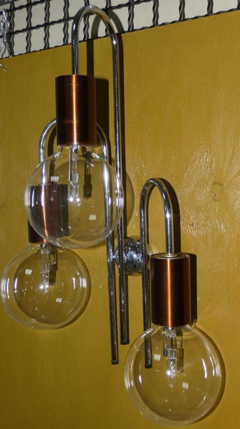 Minimalist Waterfall wall lamp attributed to Robert Sonnemann, USA, 1970s For Sale