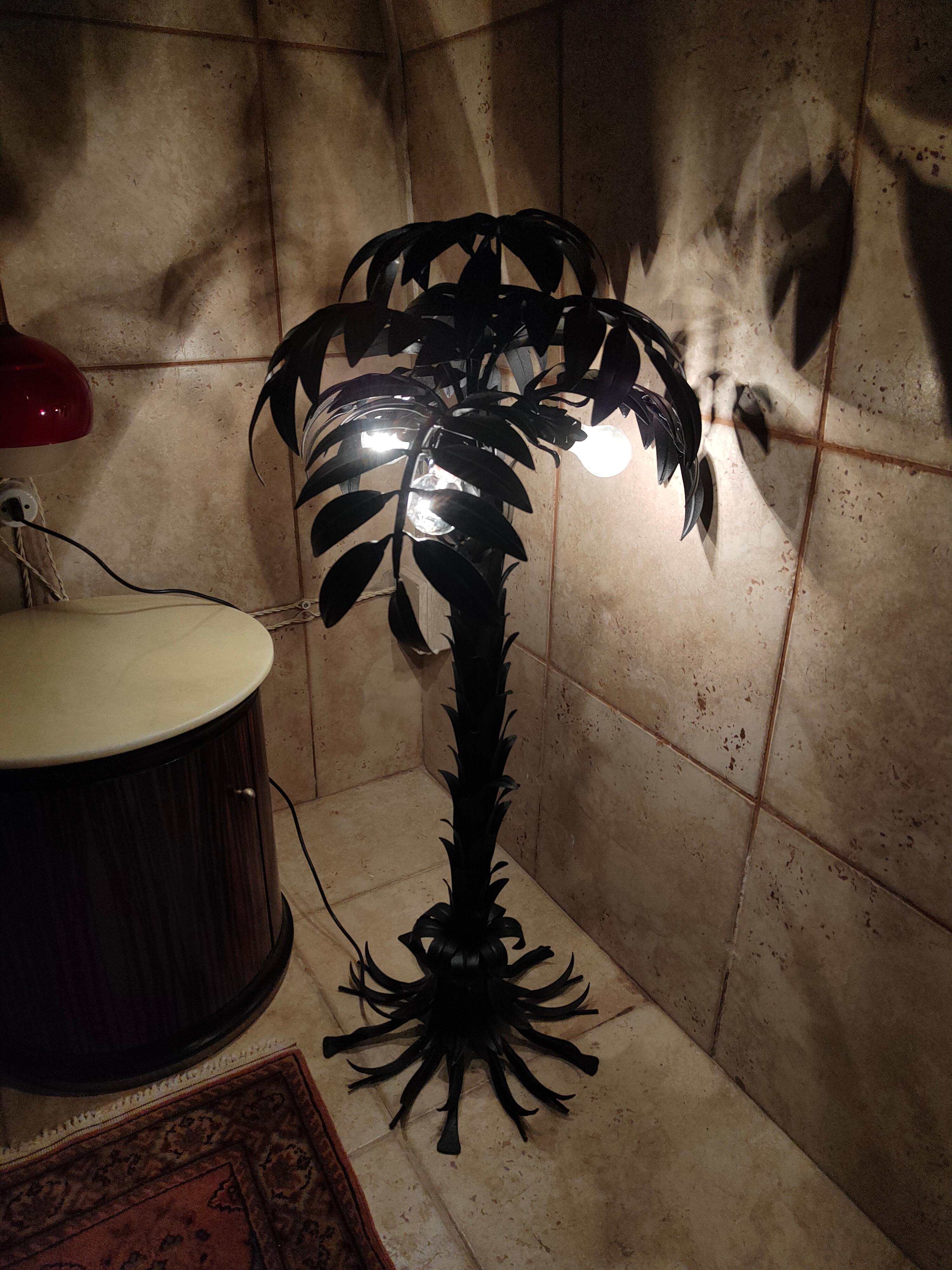 hollywood regency stehlampe in palmenform design hans kogl 1970er (Metall) im Angebot