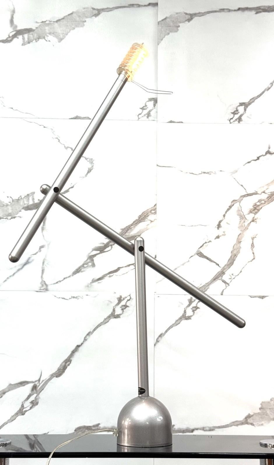 Lampada da scrivania di Mario Arnaboldi per Civic design 1980 im Zustand „Hervorragend“ im Angebot in Taranto, IT