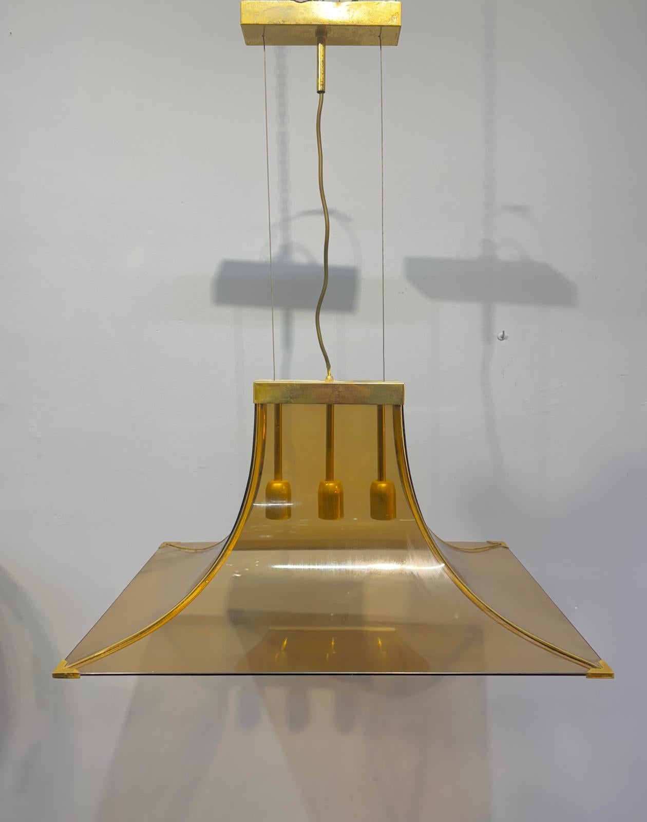 Ottone Lampada da soffitto in vetro e ottone, anni '60 in vendita