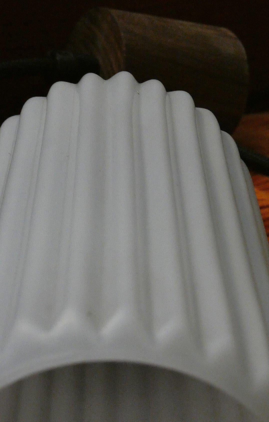 Lampada da soffitto in vetro opalino e teak, Italia, anni '50 in vendita 3