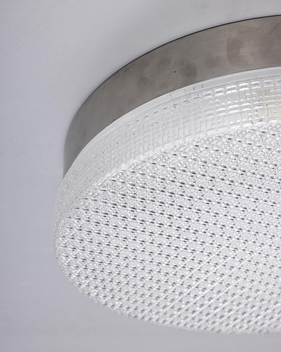 Plafonnier vintage des années 70 en métal et plastique design italien Excellent état - En vente à None, IT