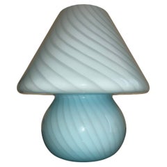 Lámpara de sobremesa en forma de seta en cristal de Murano azul, Venini Italia años 70