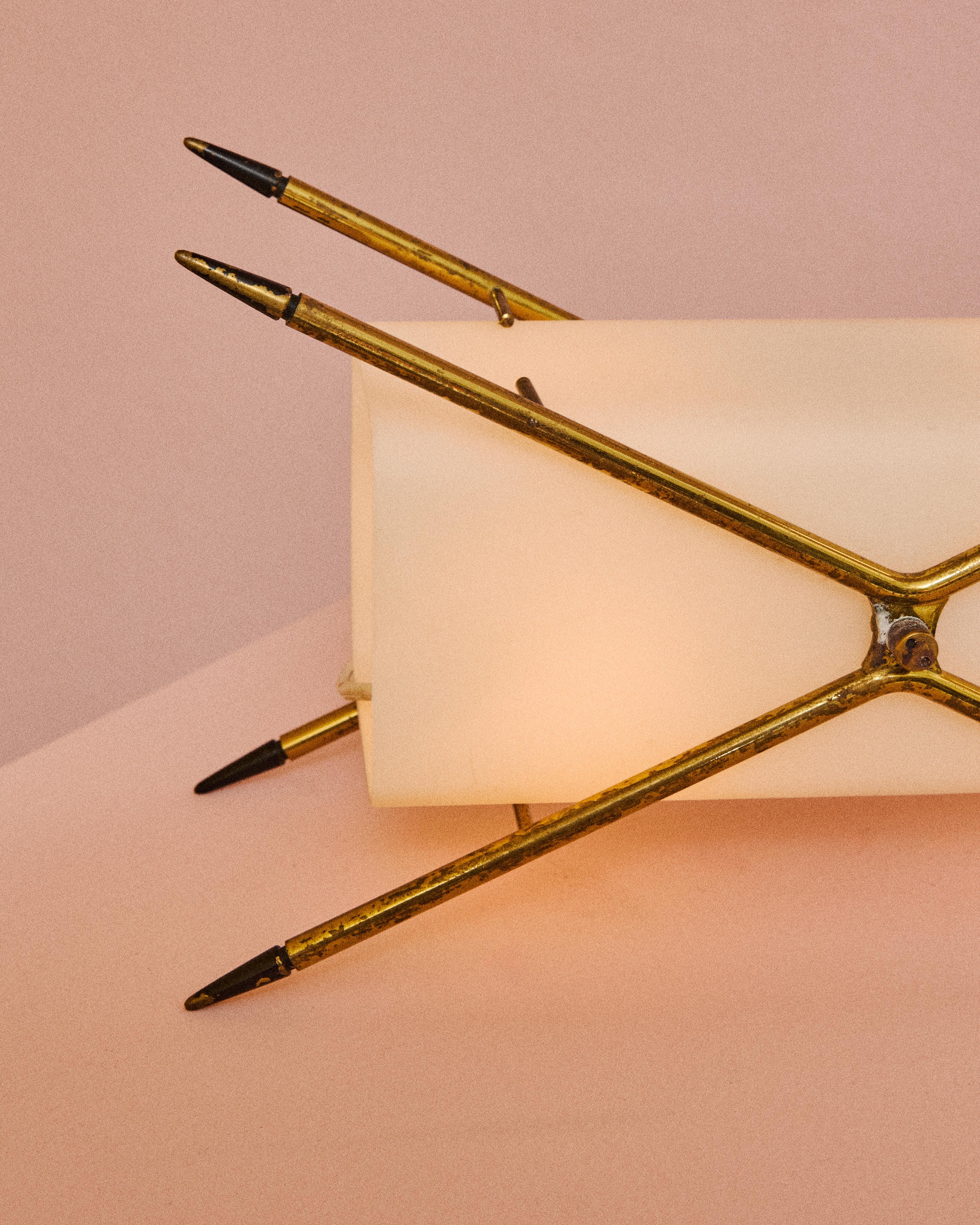 Lampada da tavolo a forma di X, design Angelo Lelii per Arredoluce, Italia Mid-20th Century en venta