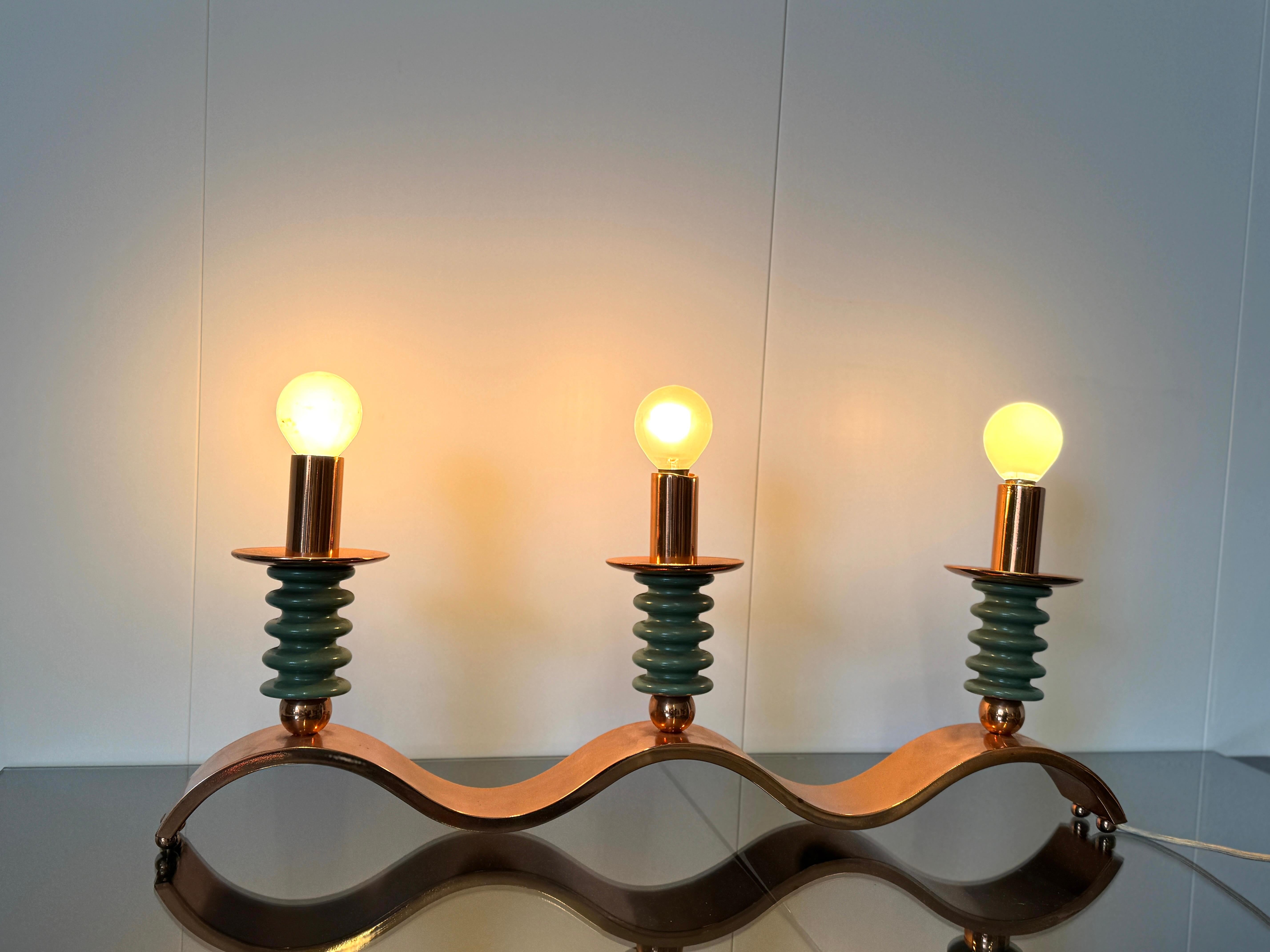 Lampada da tavolo a tre luci, Prod. Italiana anni '40 in vendita 11