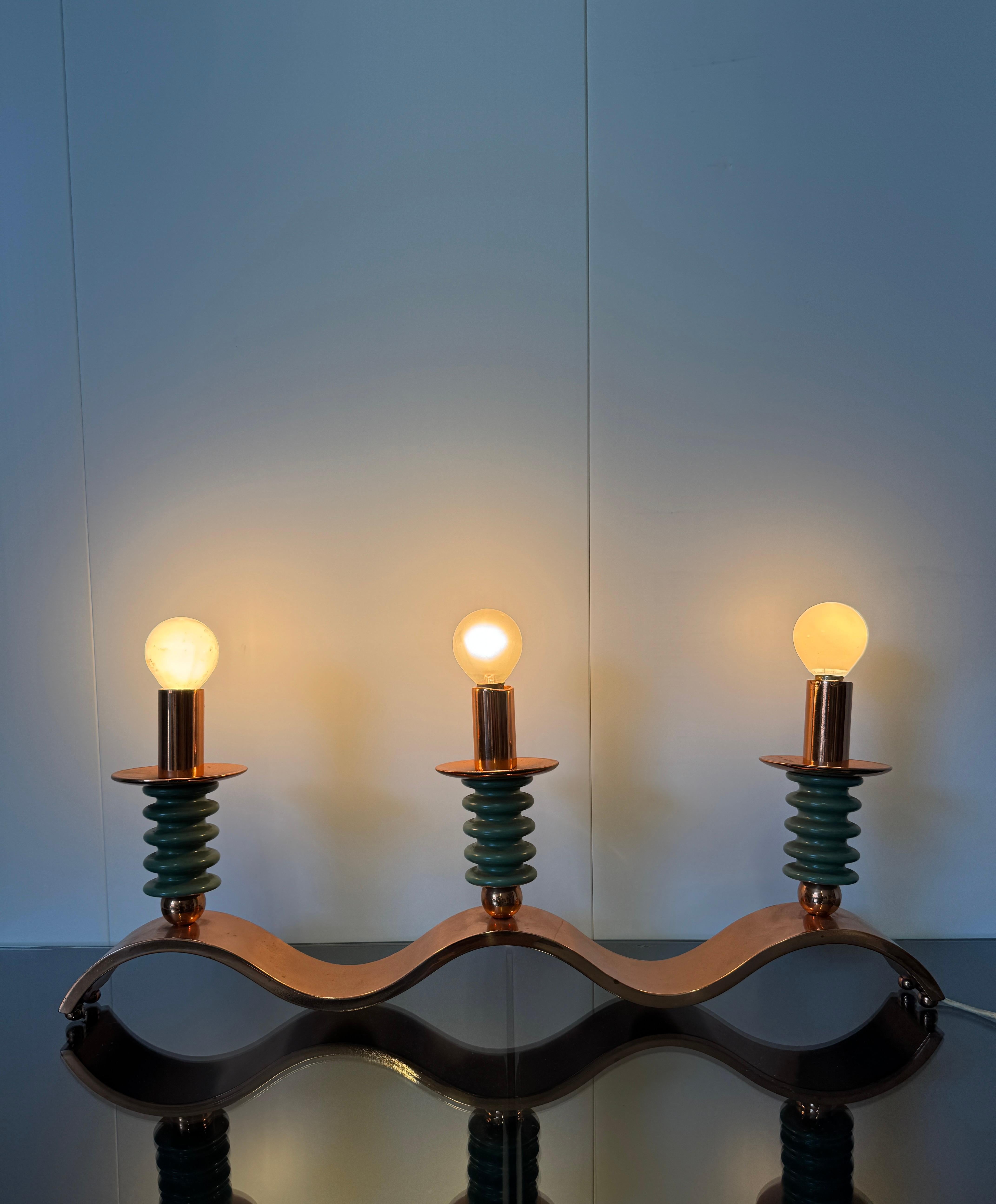 Mid-20th Century Lampada da tavolo a tre luci, Prod. Italiana anni '40 in vendita