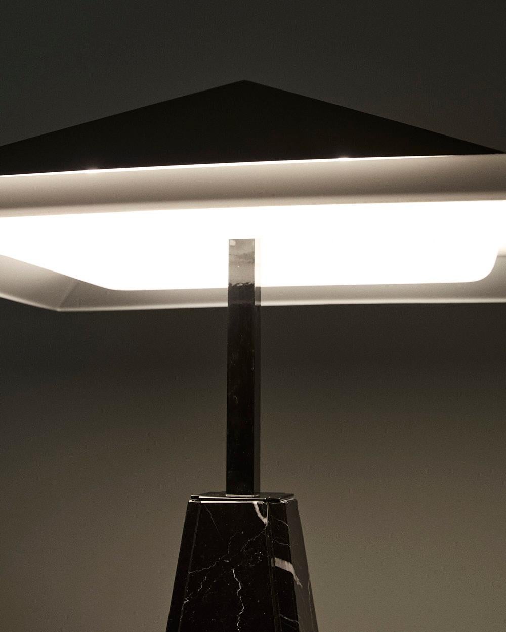 Italian Lampada da tavolo 'Abat Jour' disegnata da Cini Boeri per Arteluce, poi Tronconi For Sale