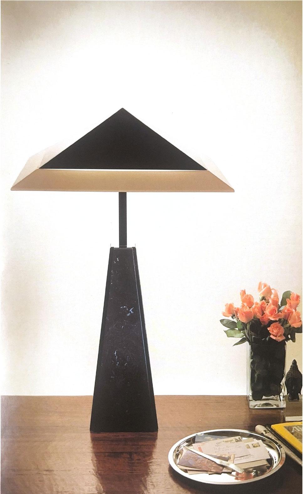 Lampada da tavolo 'Abat Jour' disegnata da Cini Boeri per Arteluce, poi Tronconi For Sale 1