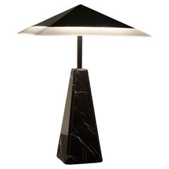 Lampada da tavolo 'Abat Jour' disegnata da Cini Boeri per Arteluce, poi Tronconi